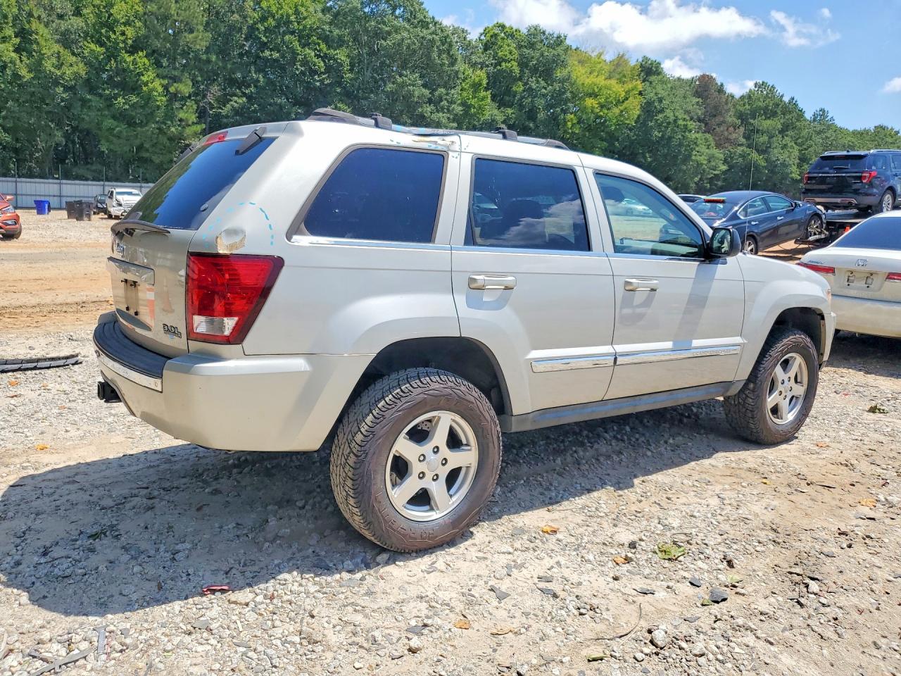 2007 Jeep Grand Cherokee Limited Silver vin: 1J8HS58M47C677121