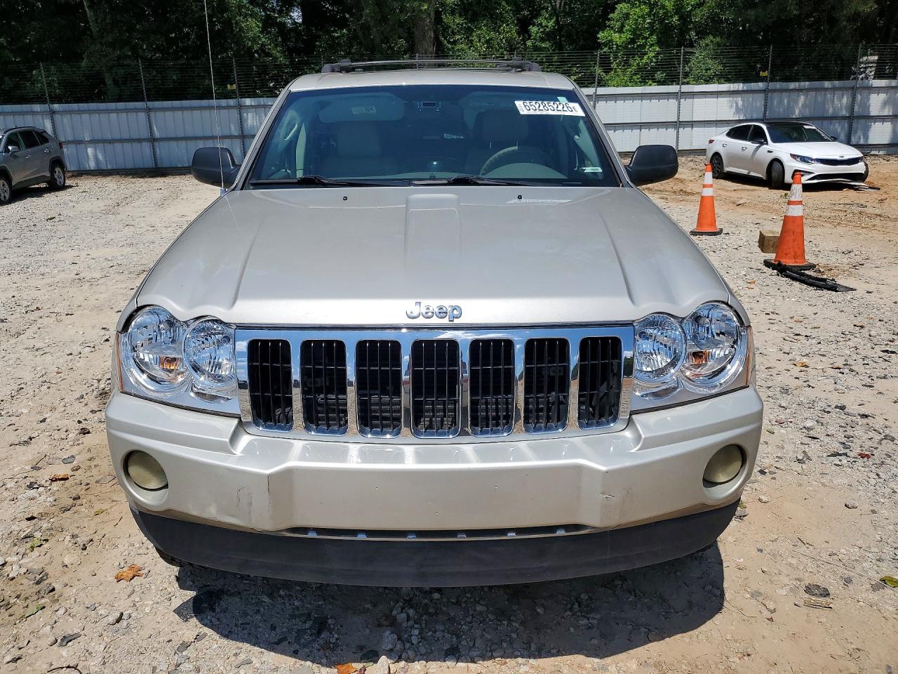 2007 Jeep Grand Cherokee Limited Silver vin: 1J8HS58M47C677121