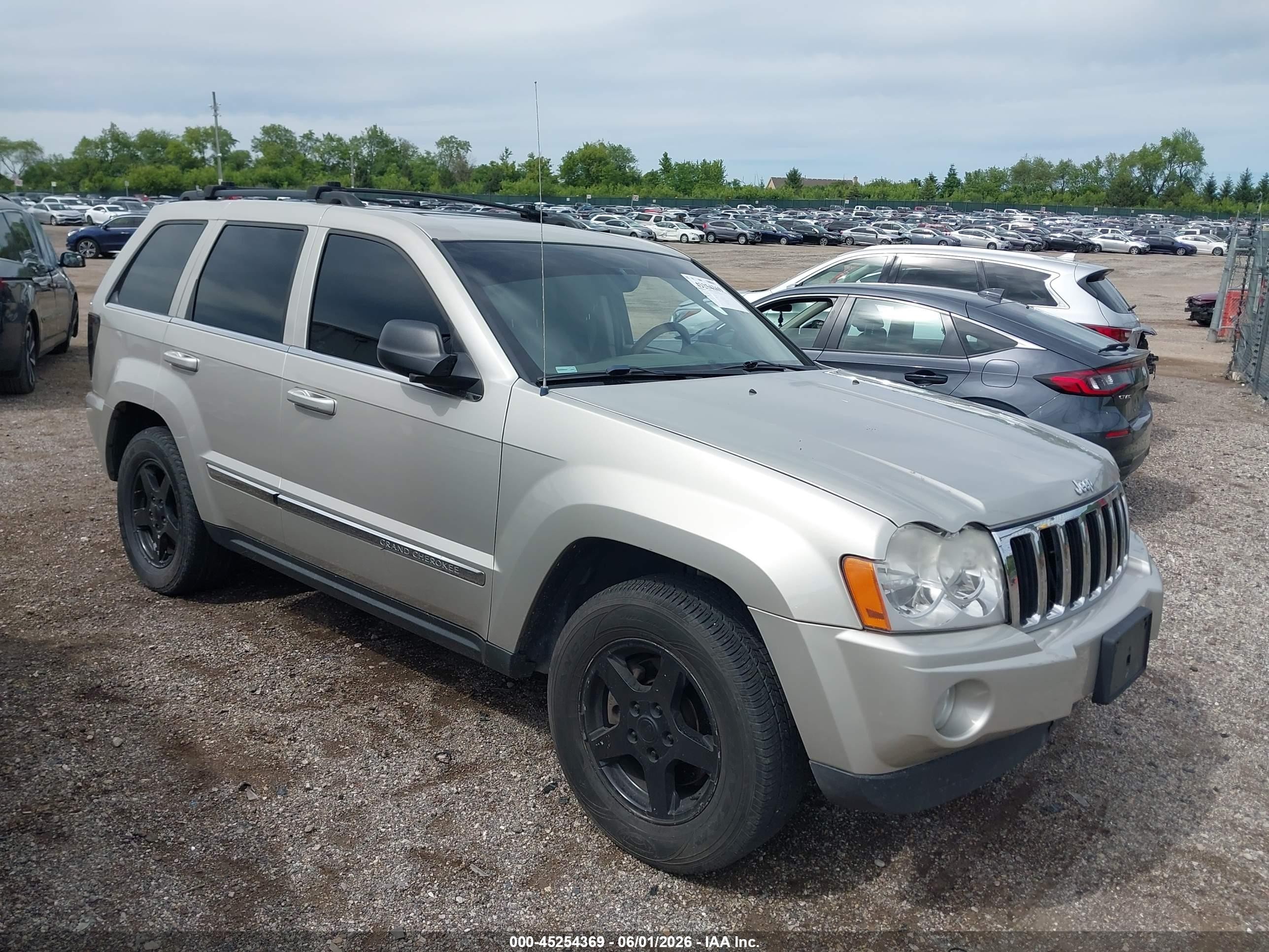 2007 Jeep Grand Cherokee Limited Gold vin: 1J8HS58N87C501326