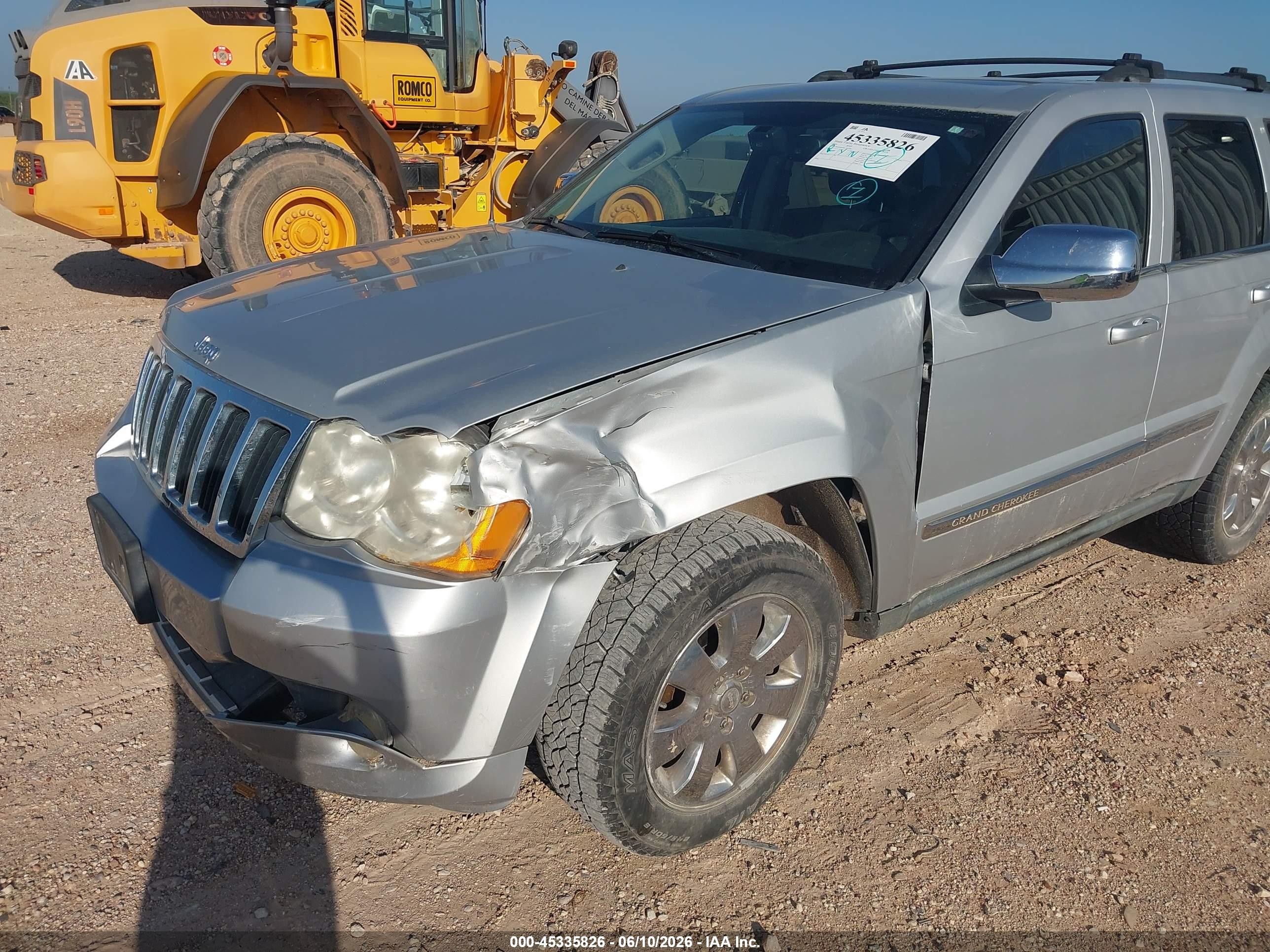 2008 Jeep Grand Cherokee Limited Silver vin: 1J8HS58N98C133384