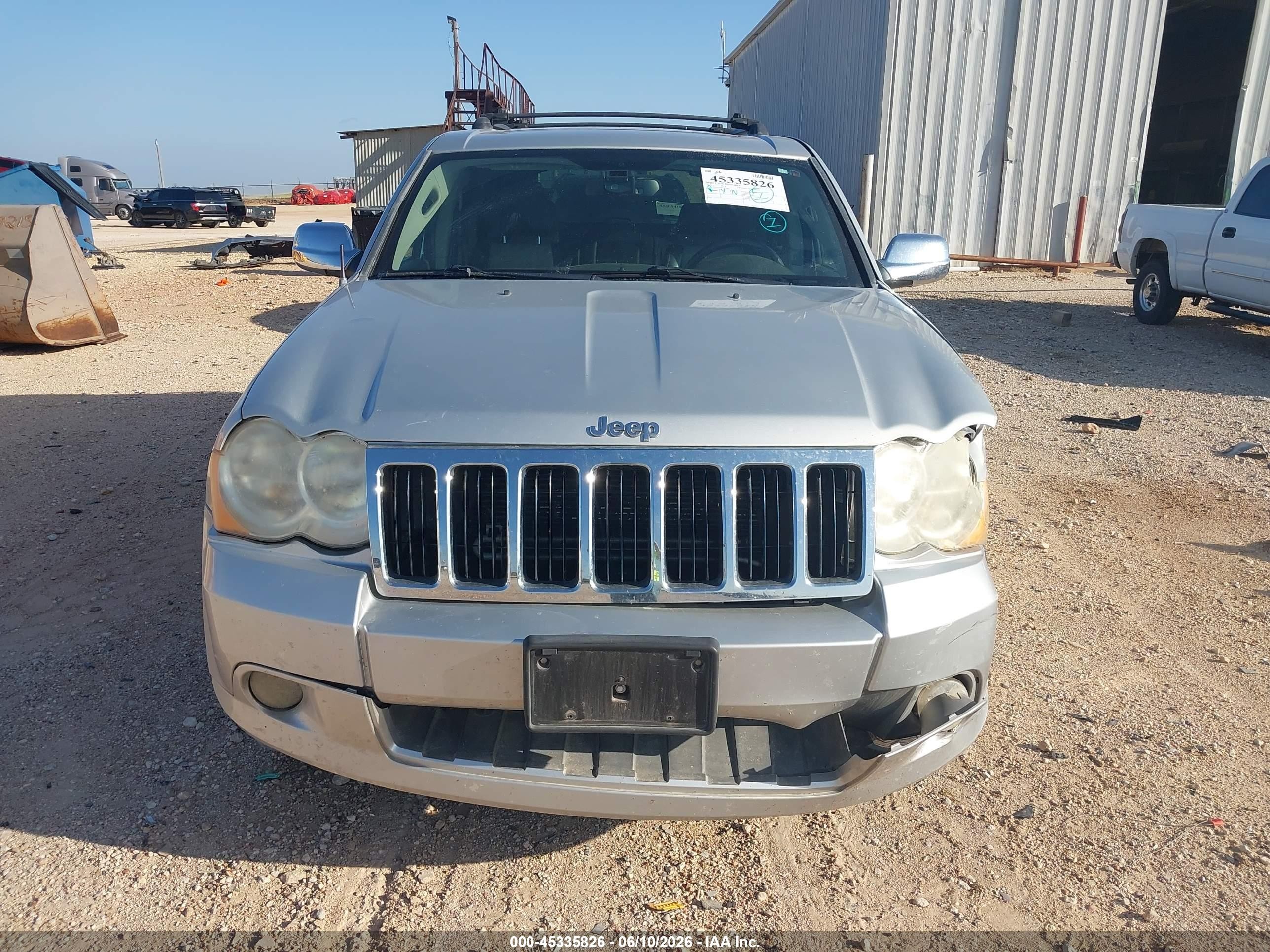 2008 Jeep Grand Cherokee Limited Silver vin: 1J8HS58N98C133384