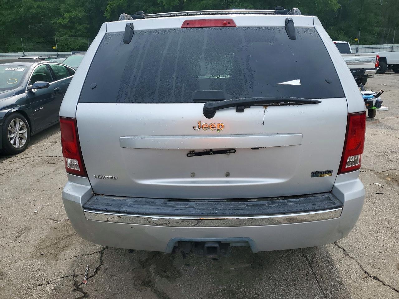 2007 Jeep Grand Cherokee Limited Silver vin: 1J8HS58P27C535649