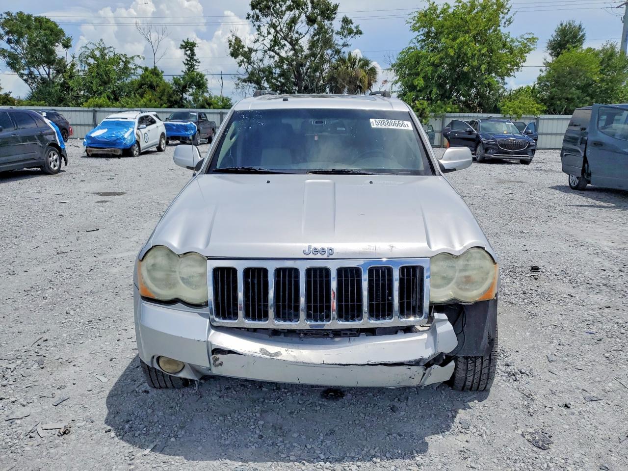 2009 Jeep Grand Cherokee Limited Silver vin: 1J8HS58T99C528195