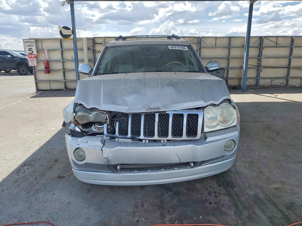 2006 Jeep Grand Cherokee Overland Silver vin: 1J8HS68276C218779