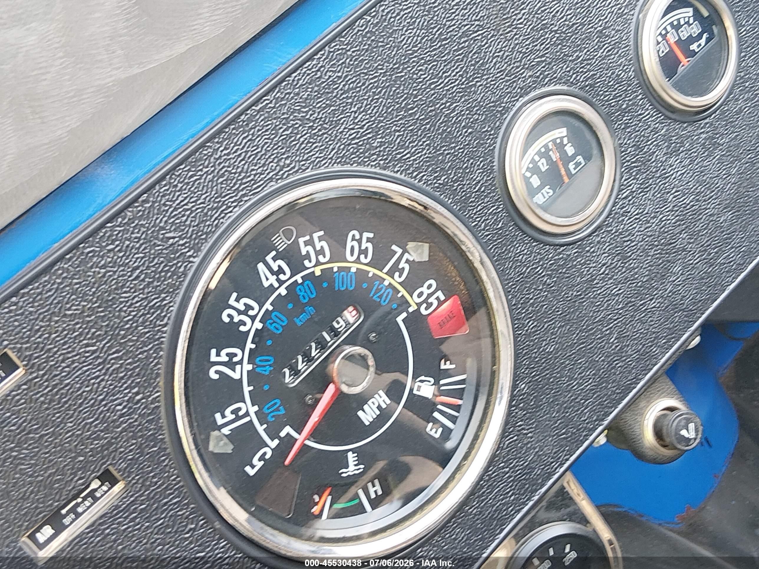 1981 Jeep Jeep Cj5 Blue vin: 1JCCM85A3BT008983