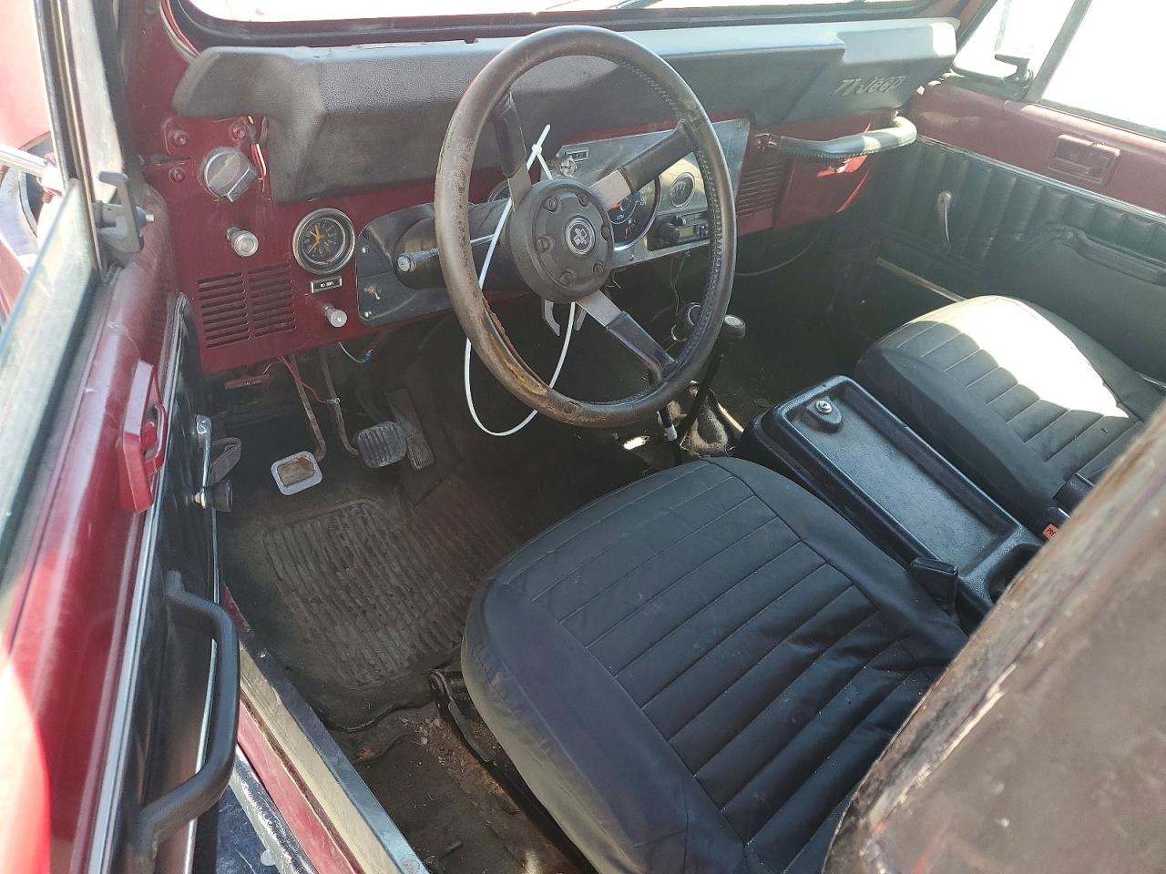 1984 Jeep Jeep Cj7 Two Tone vin: 1JCCM87E1ET066210