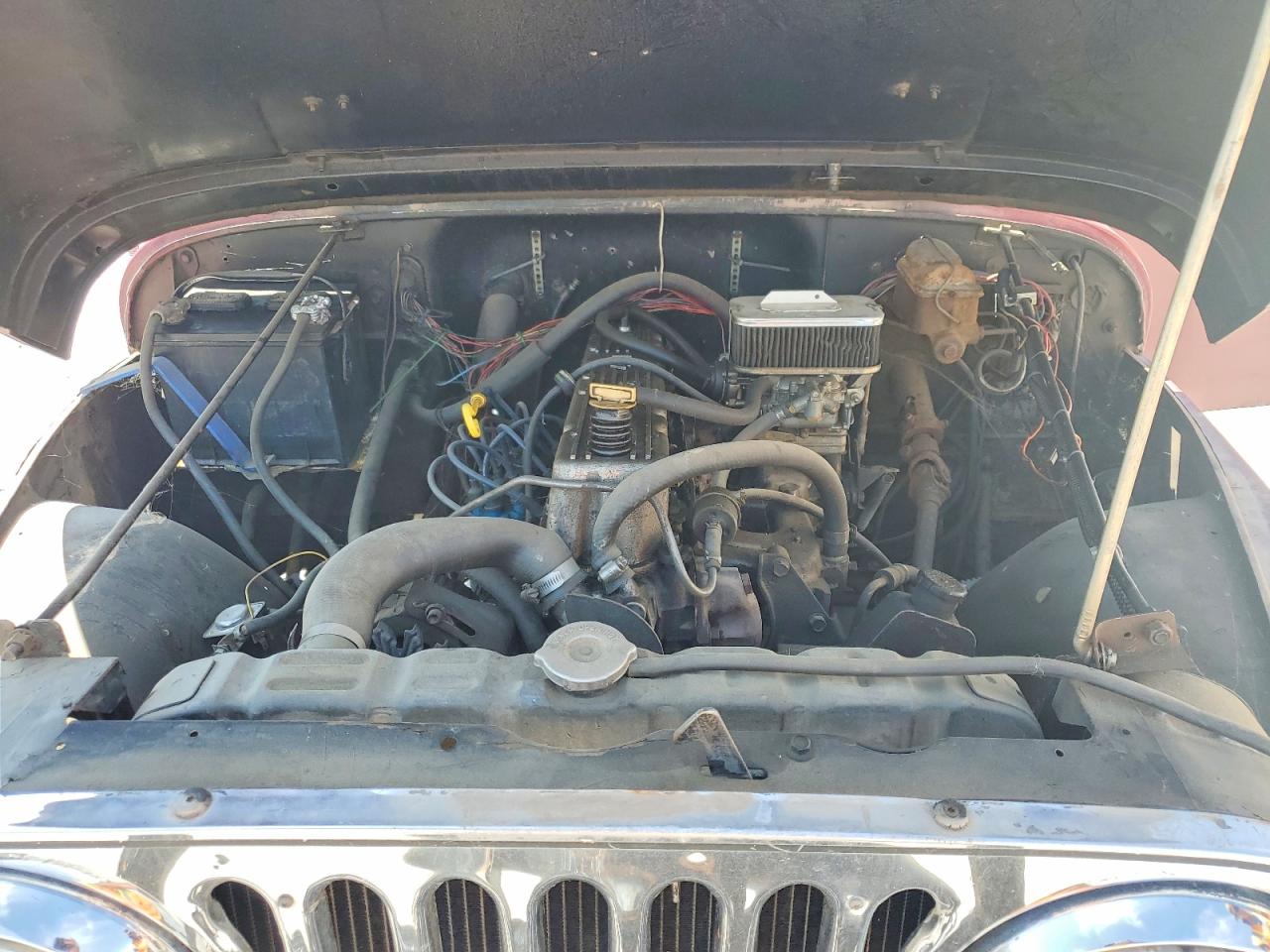 1984 Jeep Jeep Cj7 Two Tone vin: 1JCCM87E1ET066210