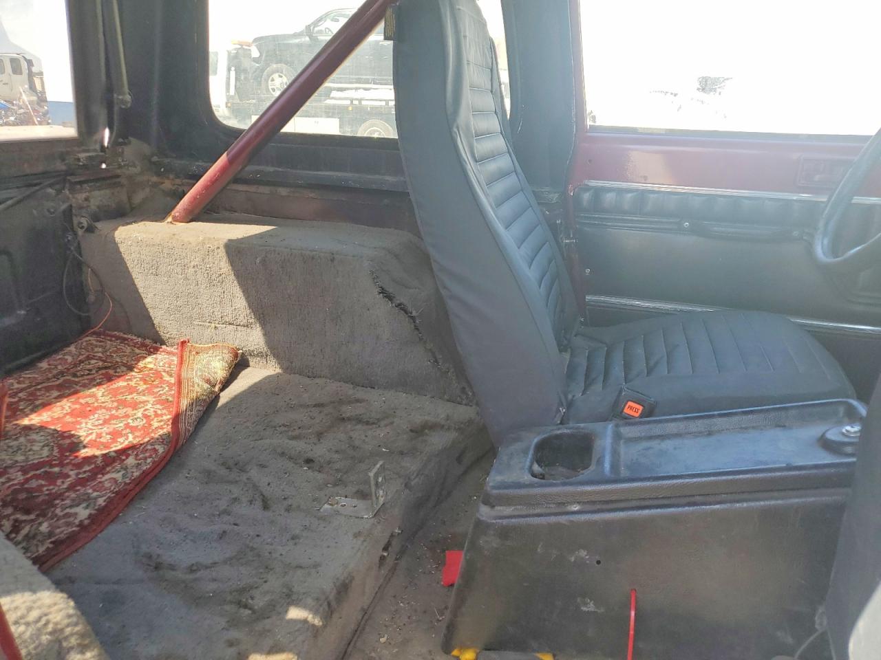 1984 Jeep Jeep Cj7 Two Tone vin: 1JCCM87E1ET066210