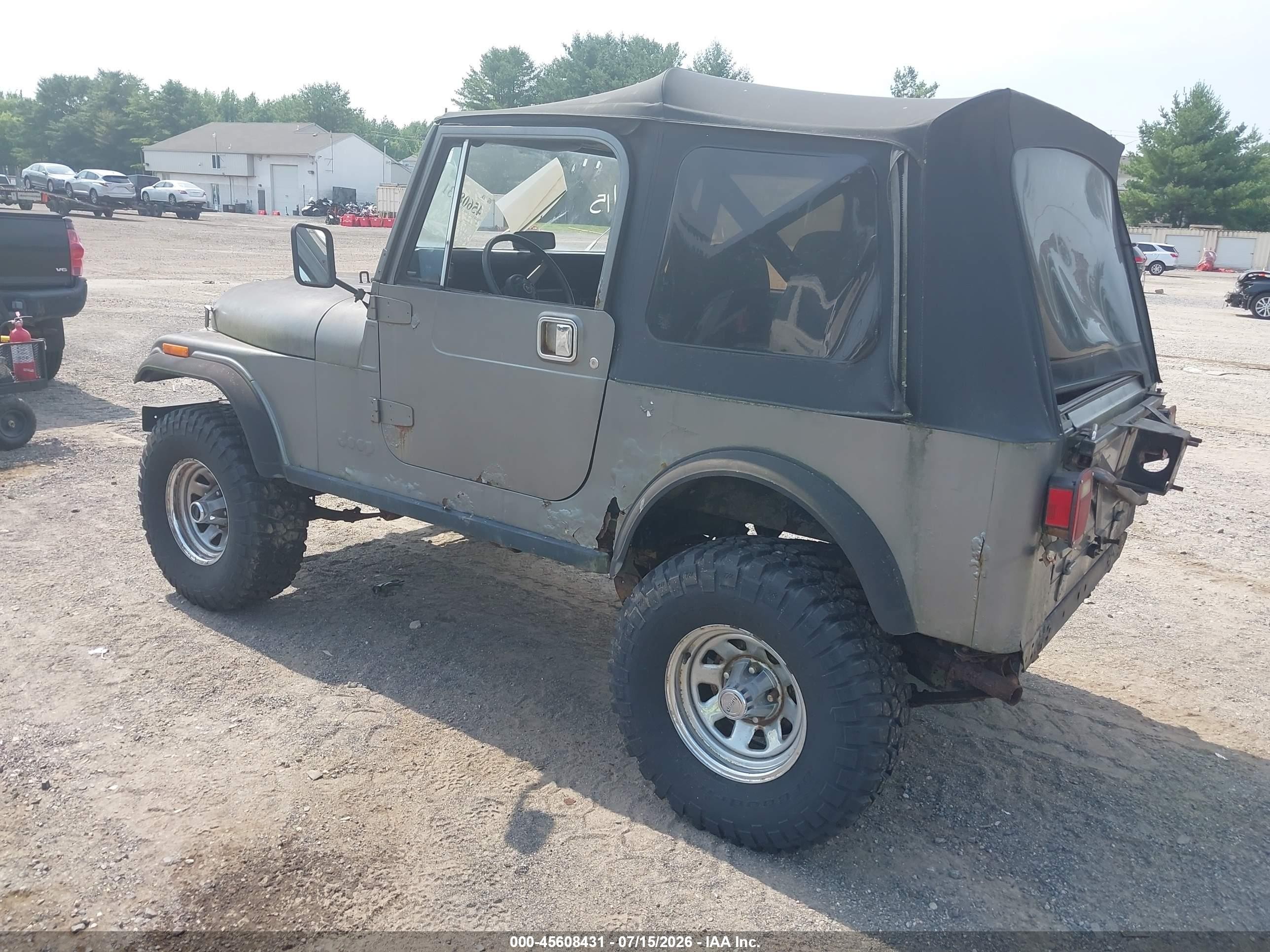 1986 Jeep Jeep Cj7 Gray vin: 1JCCM87E2GT065795