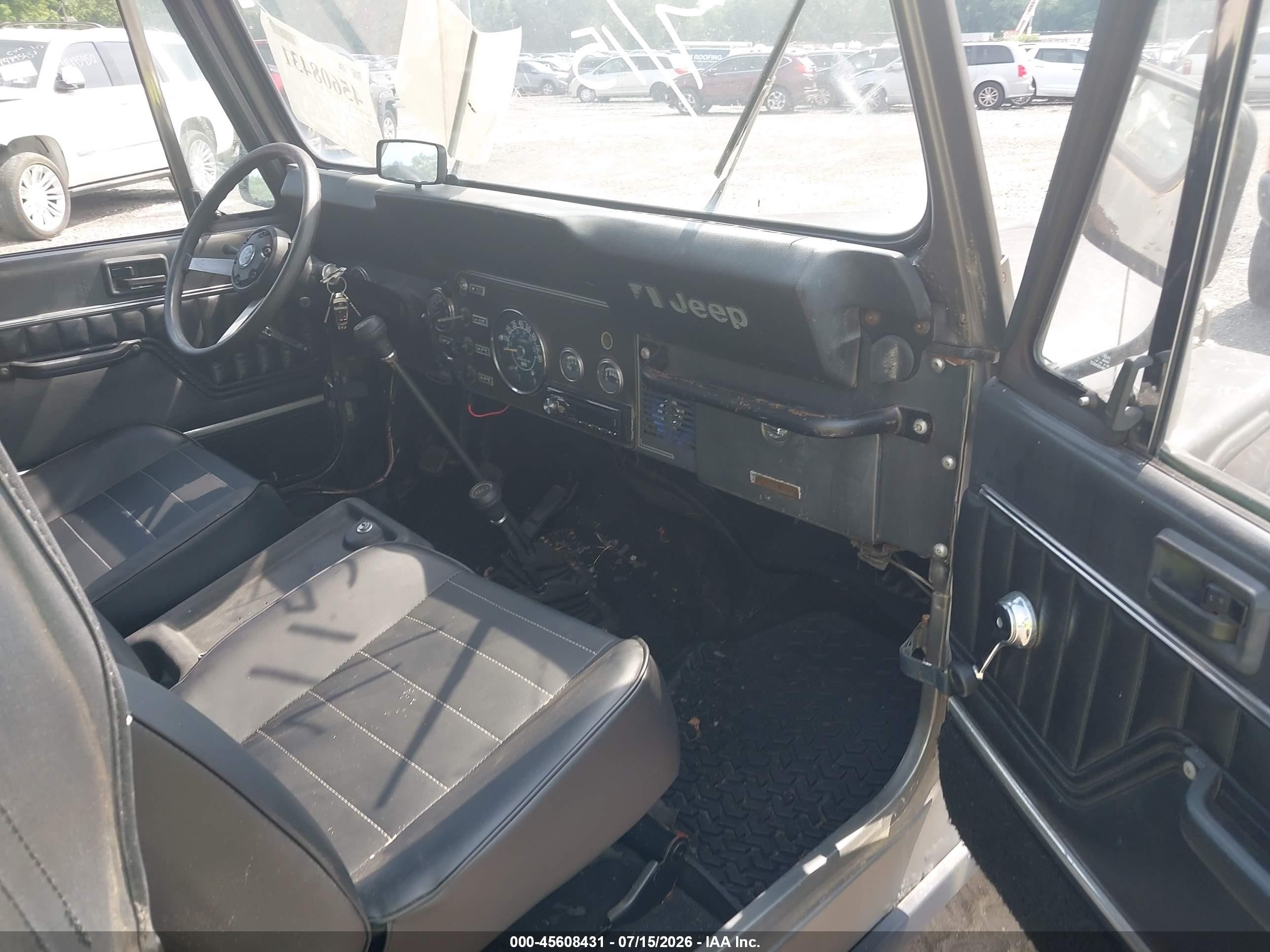 1986 Jeep Jeep Cj7 Gray vin: 1JCCM87E2GT065795