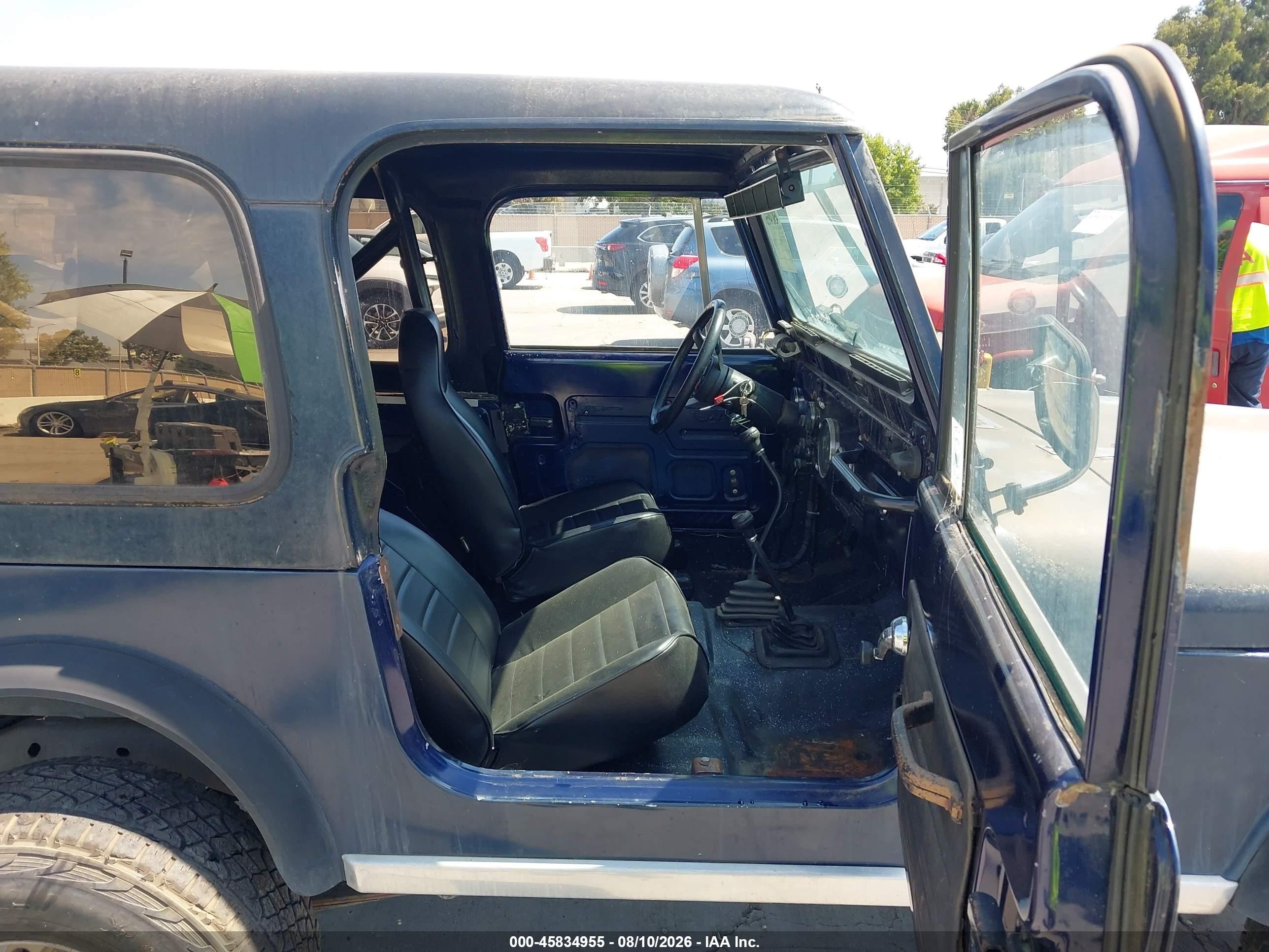 1986 Jeep Jeep Cj7 Blue vin: 1JCCM87E3GT073663