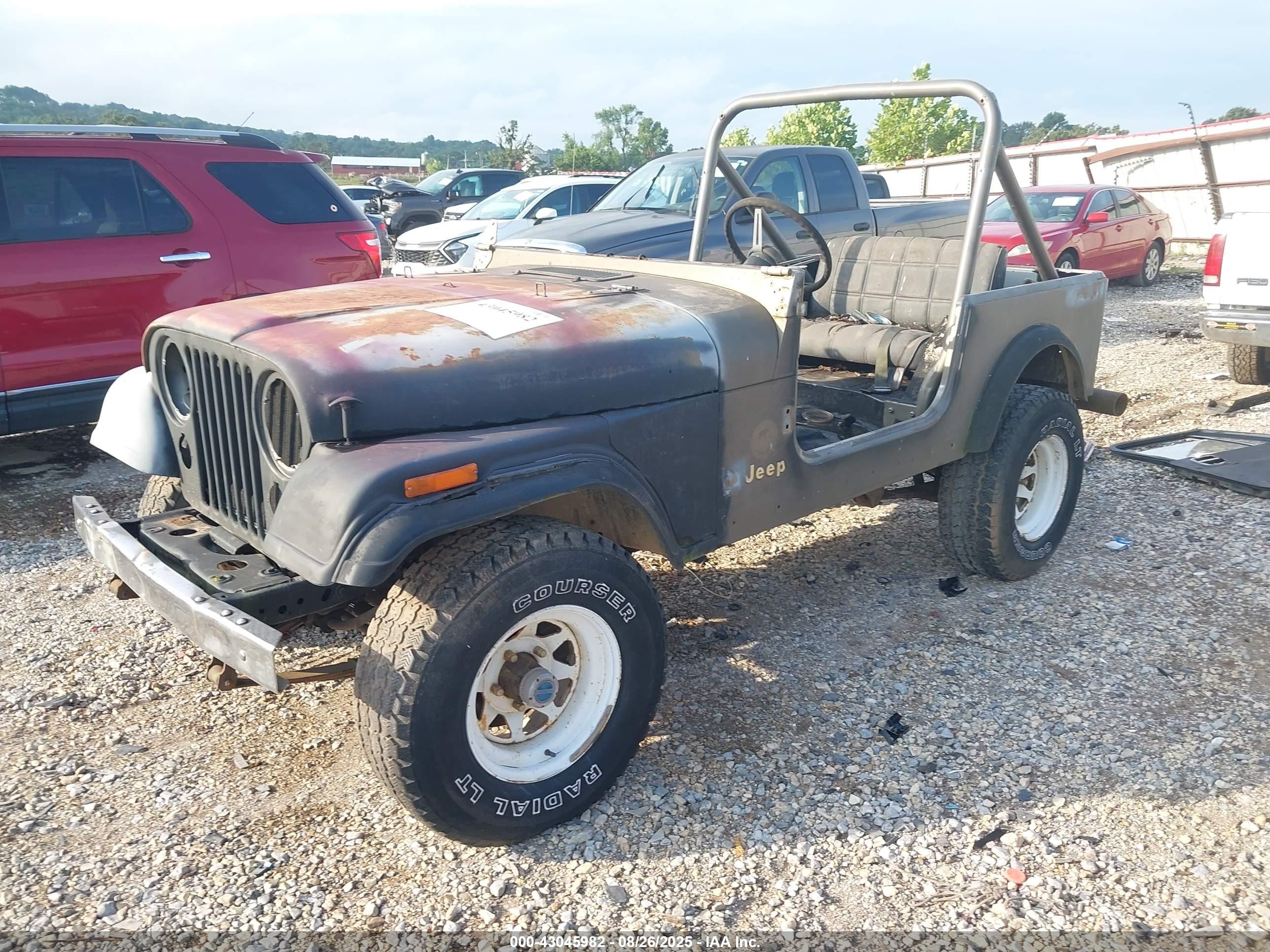 1983 Jeep Jeep Cj7 Gold vin: 1JCCM87E6DT054634