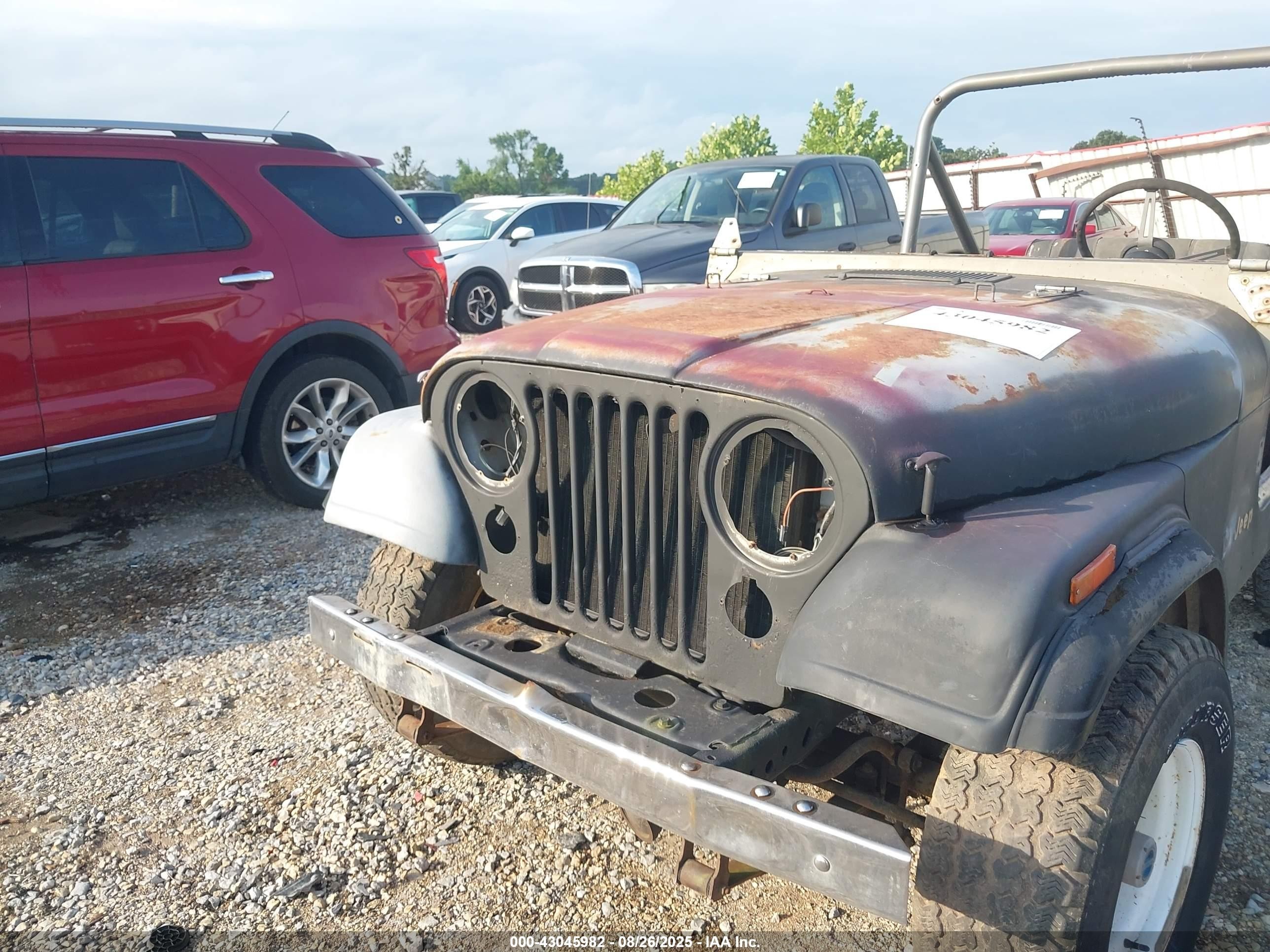 1983 Jeep Jeep Cj7 Gold vin: 1JCCM87E6DT054634