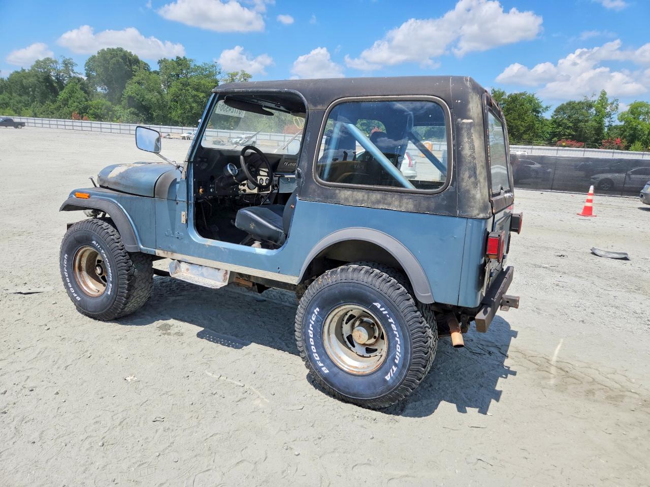 1981 Jeep Jeep Cj7 Blue vin: 1JCCM87EXBT027871