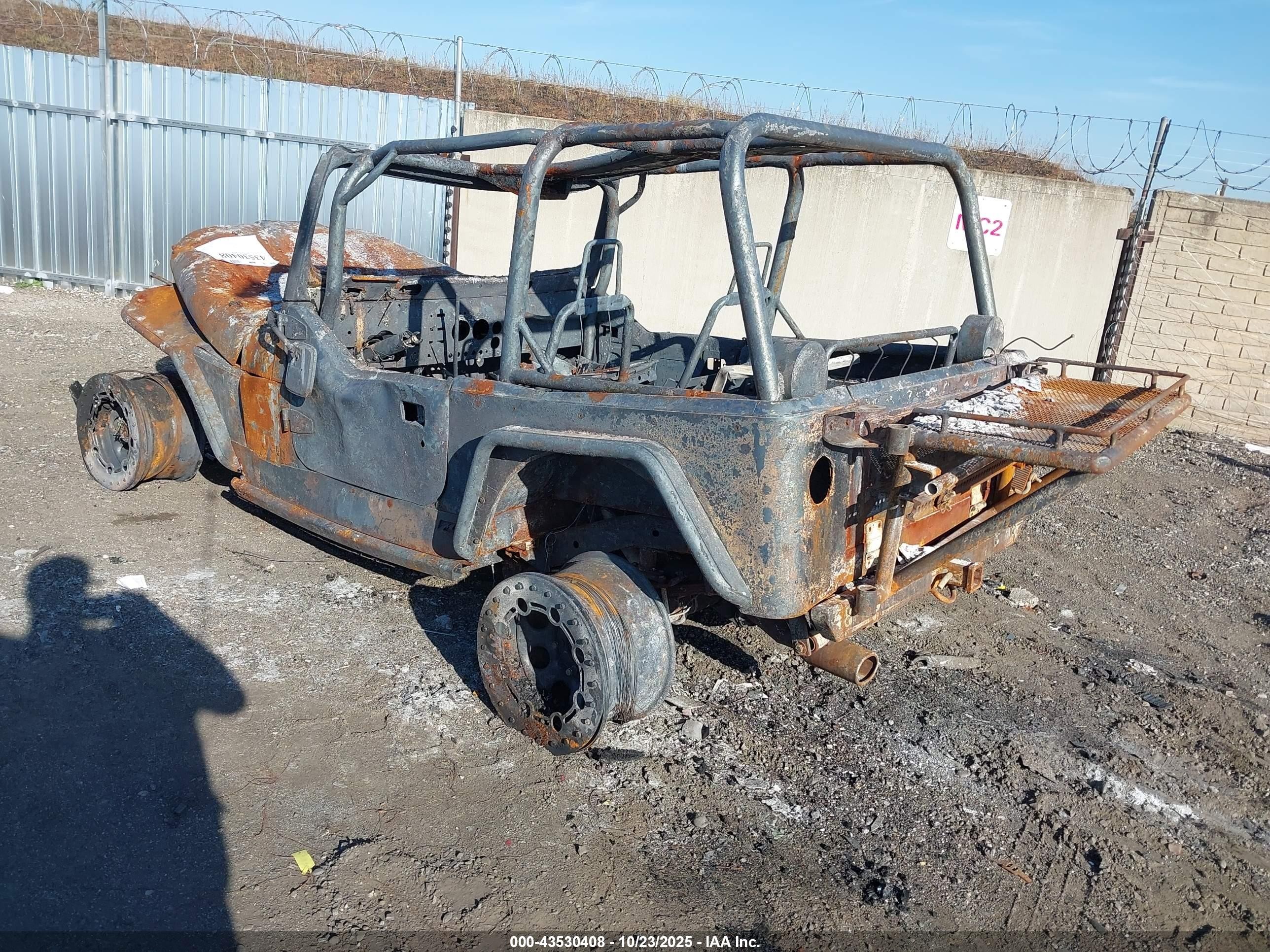 1983 Jeep Jeep Cj7 Blue vin: 1JCCM87EXDT073011