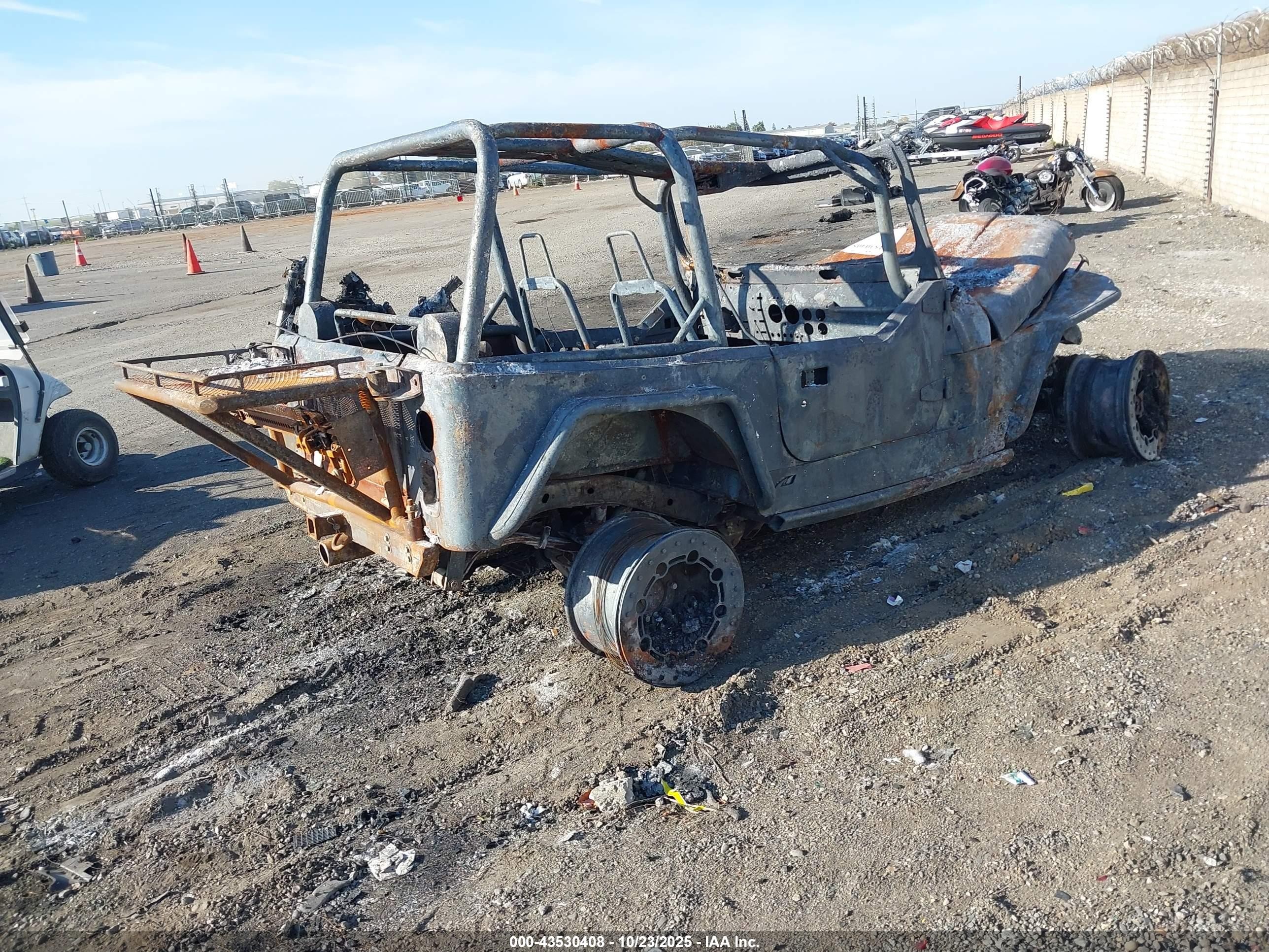 1983 Jeep Jeep Cj7 Blue vin: 1JCCM87EXDT073011