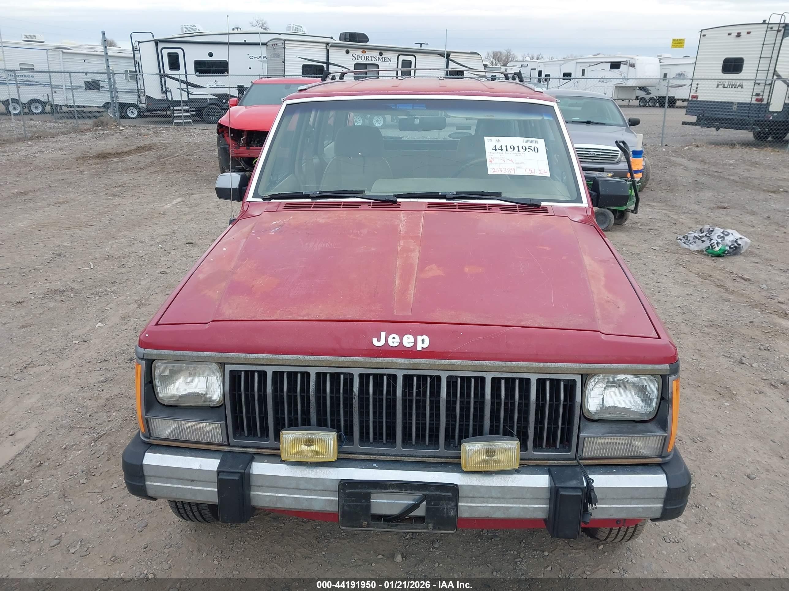 1988 Jeep Cherokee Pioneer Красный vin: 1JCML7827JT248171