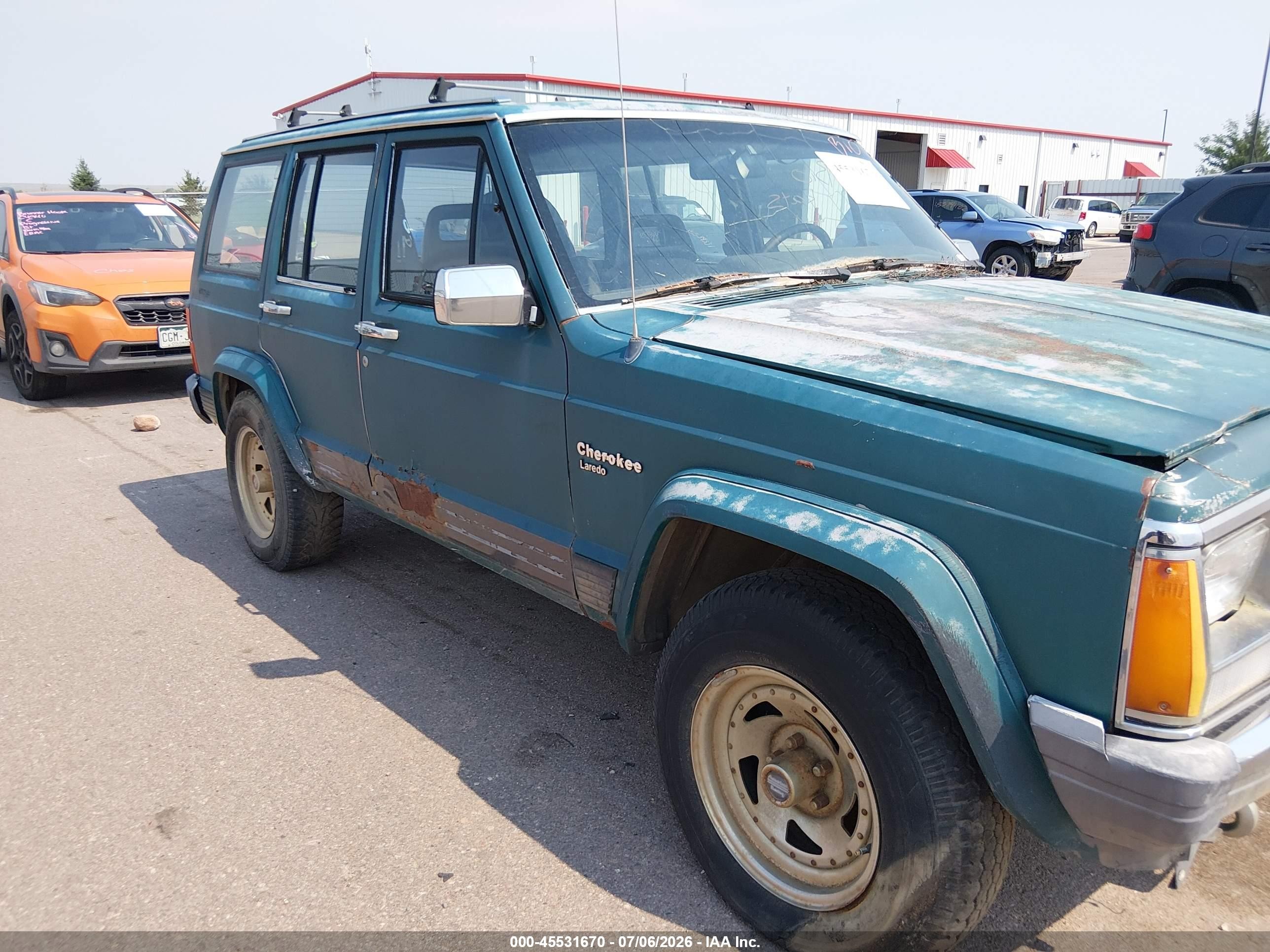 1988 Jeep Cherokee Laredo Green vin: 1JCML784XJT062755