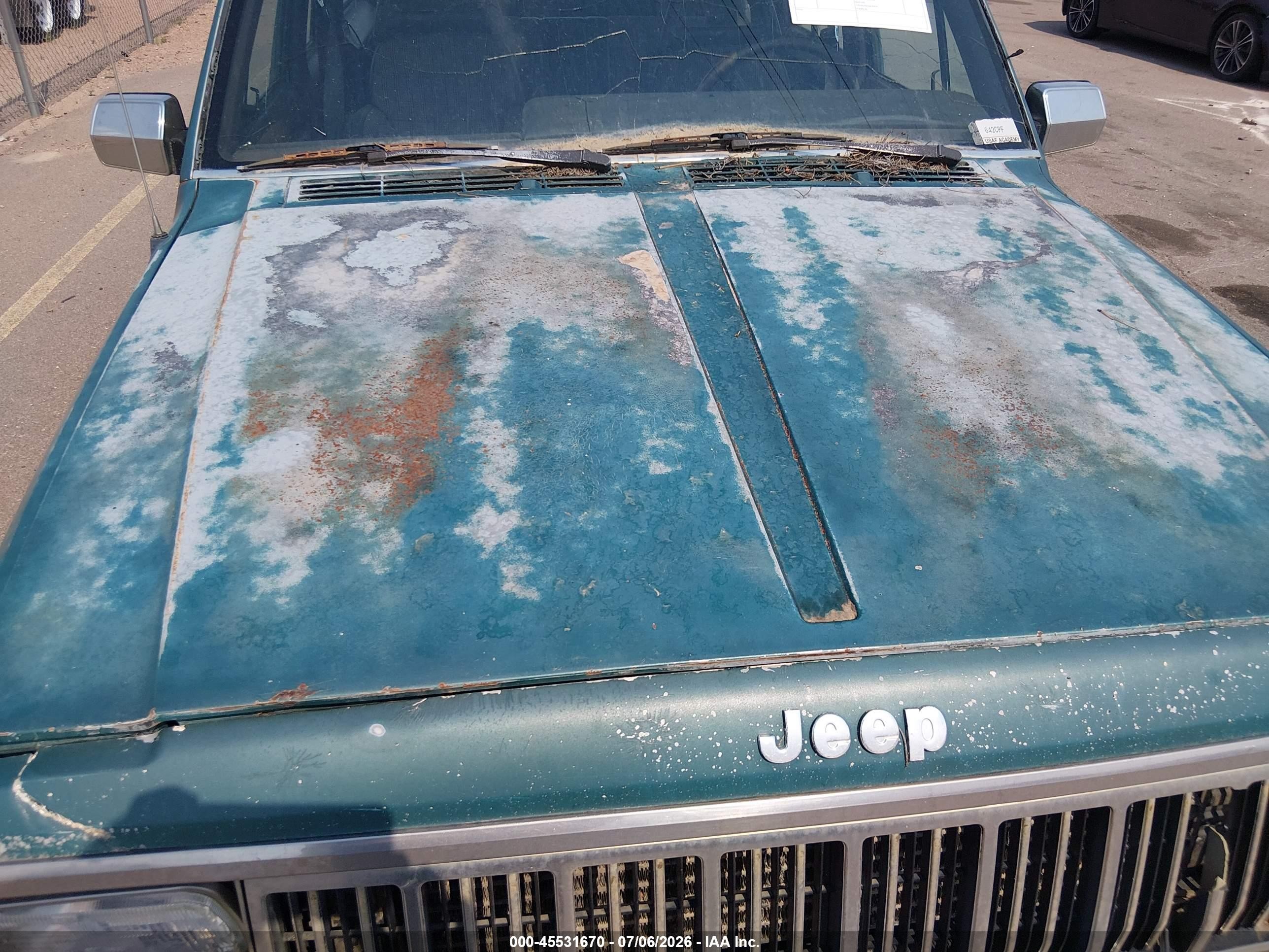1988 Jeep Cherokee Laredo Green vin: 1JCML784XJT062755