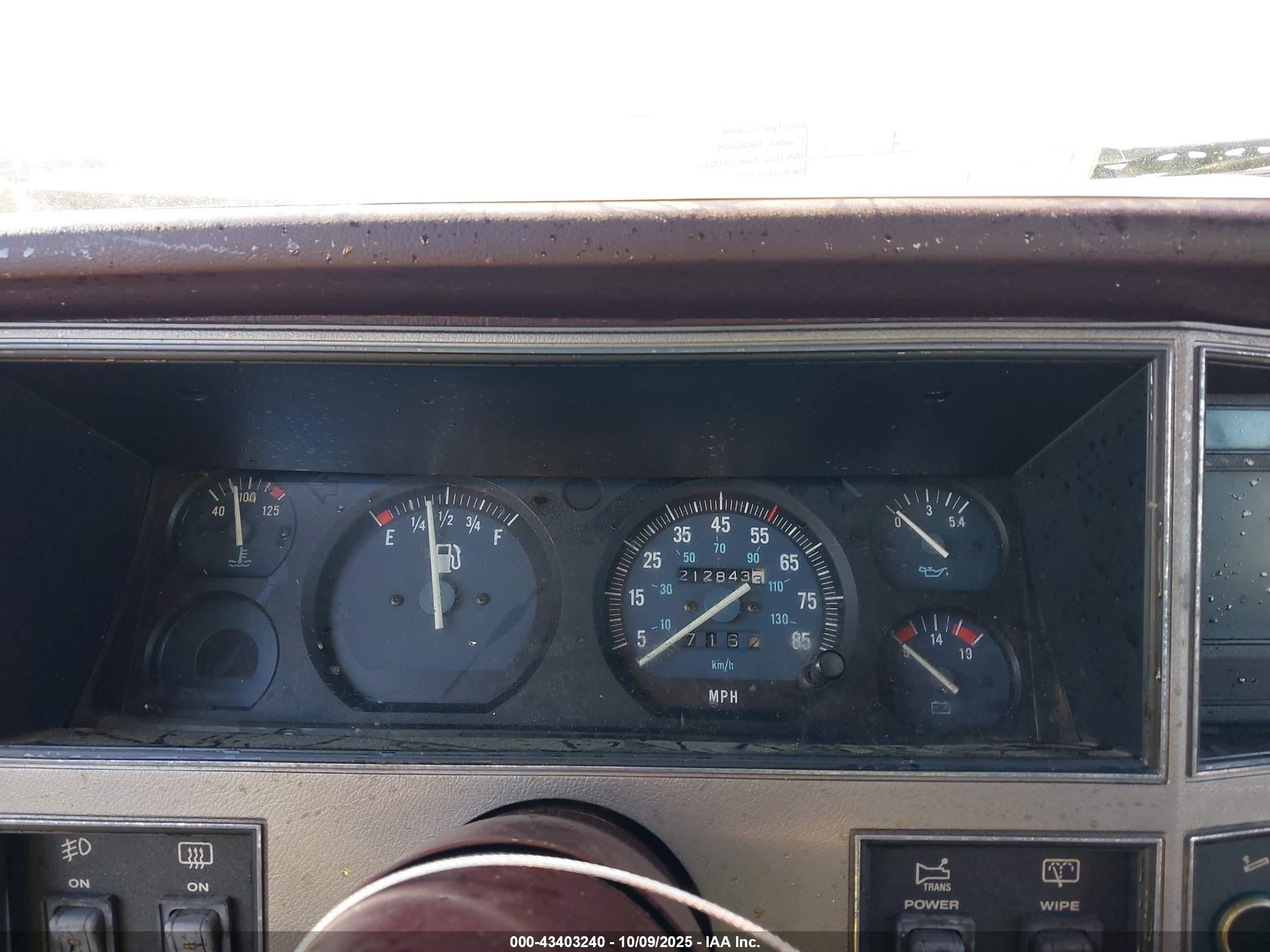 1988 Jeep Cherokee Laredo Черный vin: 1JCMT784XJT144355