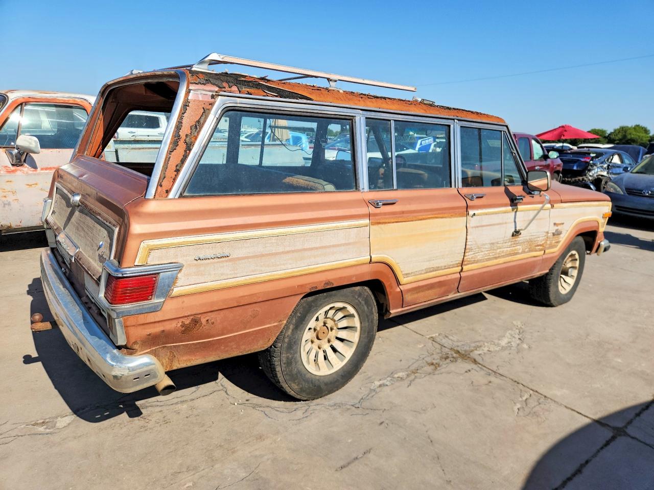 1982 Jeep Wagoneer Brown vin: 1JCNA15N2CT008261