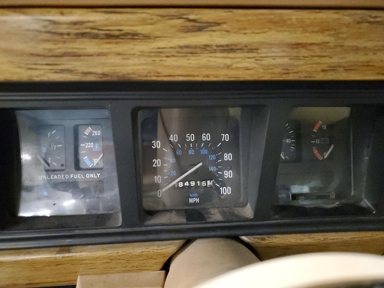 1987 Jeep Grand Wagoneer Brown vin: 1JCNJ15U0HT003672