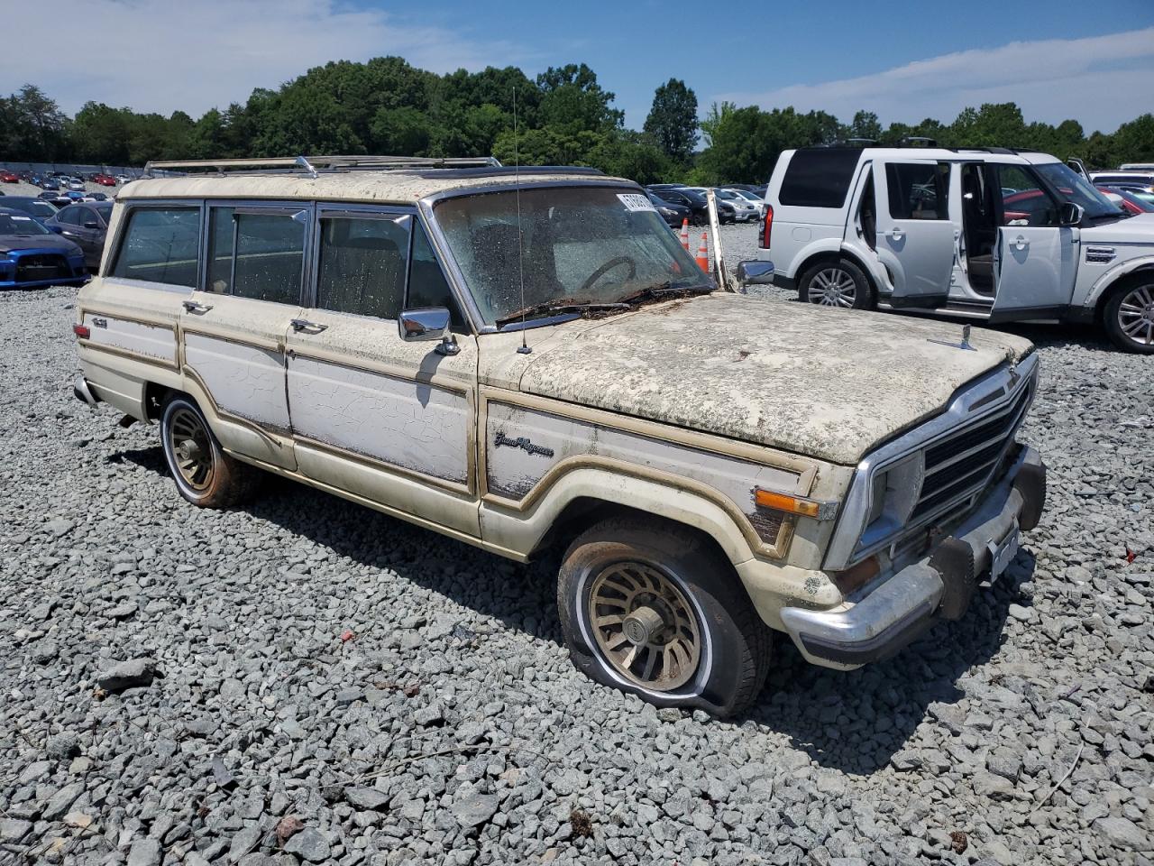1988 Jeep Grand Wagoneer    Cream vin: 1JCNJ15U3JT159548