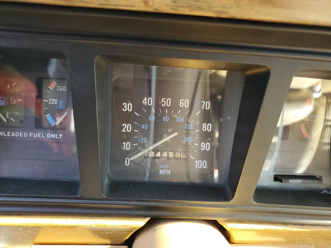 1987 Jeep Grand Wagoneer Белый vin: 1JCNJ15U4HT054494