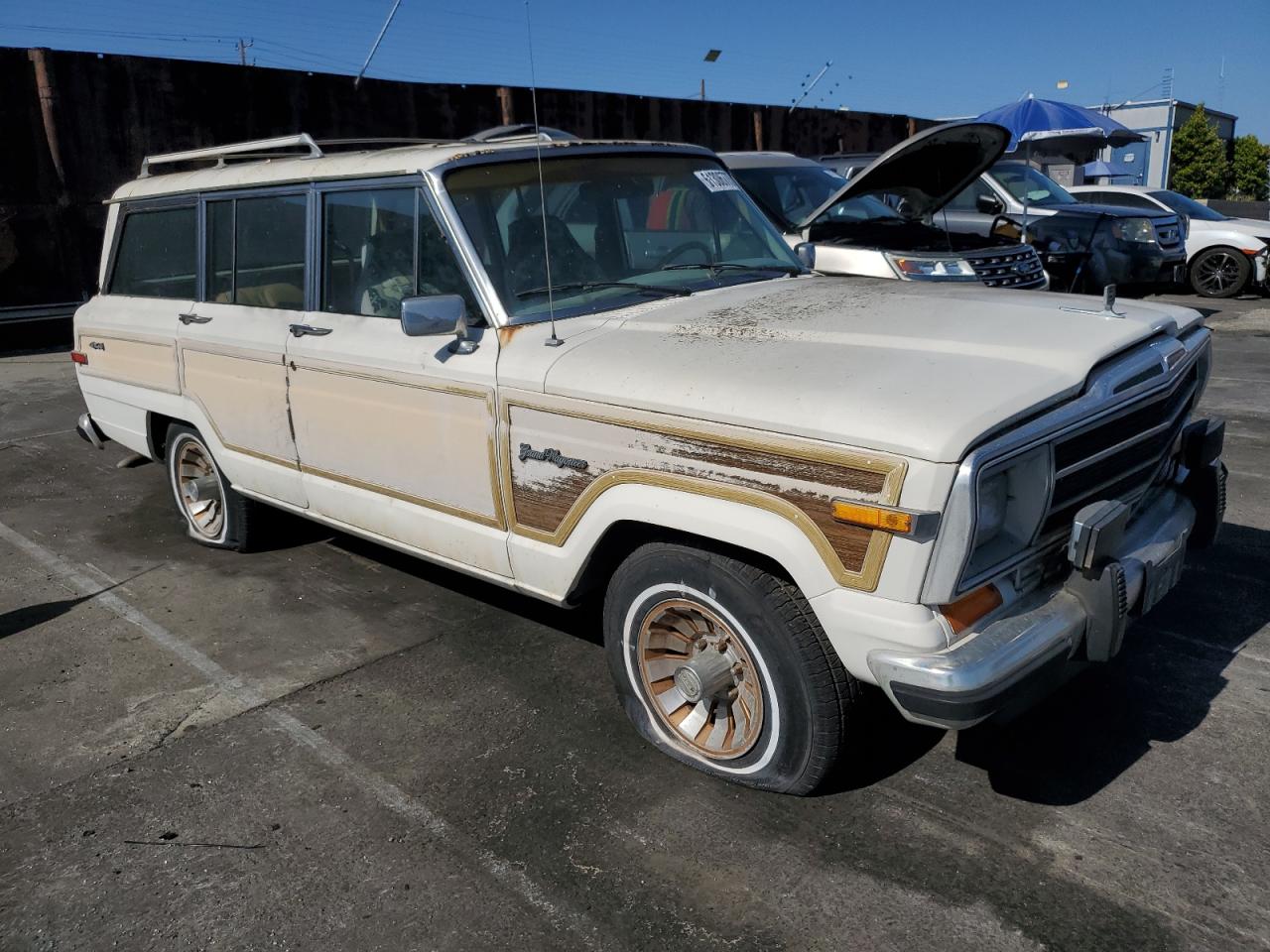 1987 Jeep Grand Wagoneer Белый vin: 1JCNJ15U4HT054494