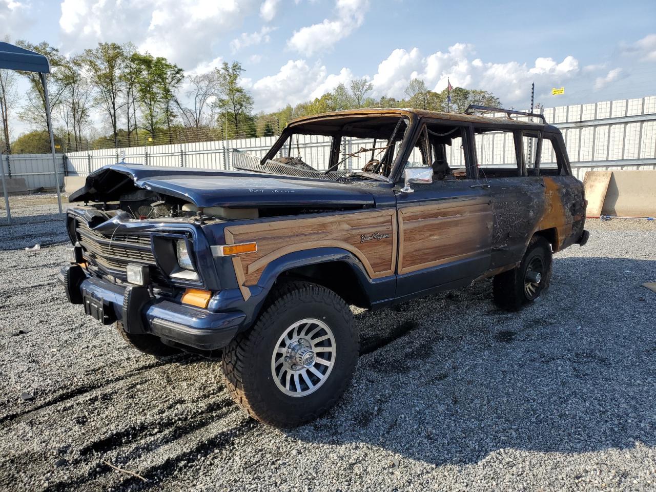 1987 Jeep Grand Wagoneer    Two Tone vin: 1JCNJ15U9HT036749