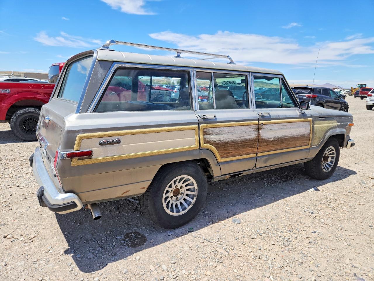 1987 Jeep Grand Wagoneer Silver vin: 1JCNJ15UXHT006109