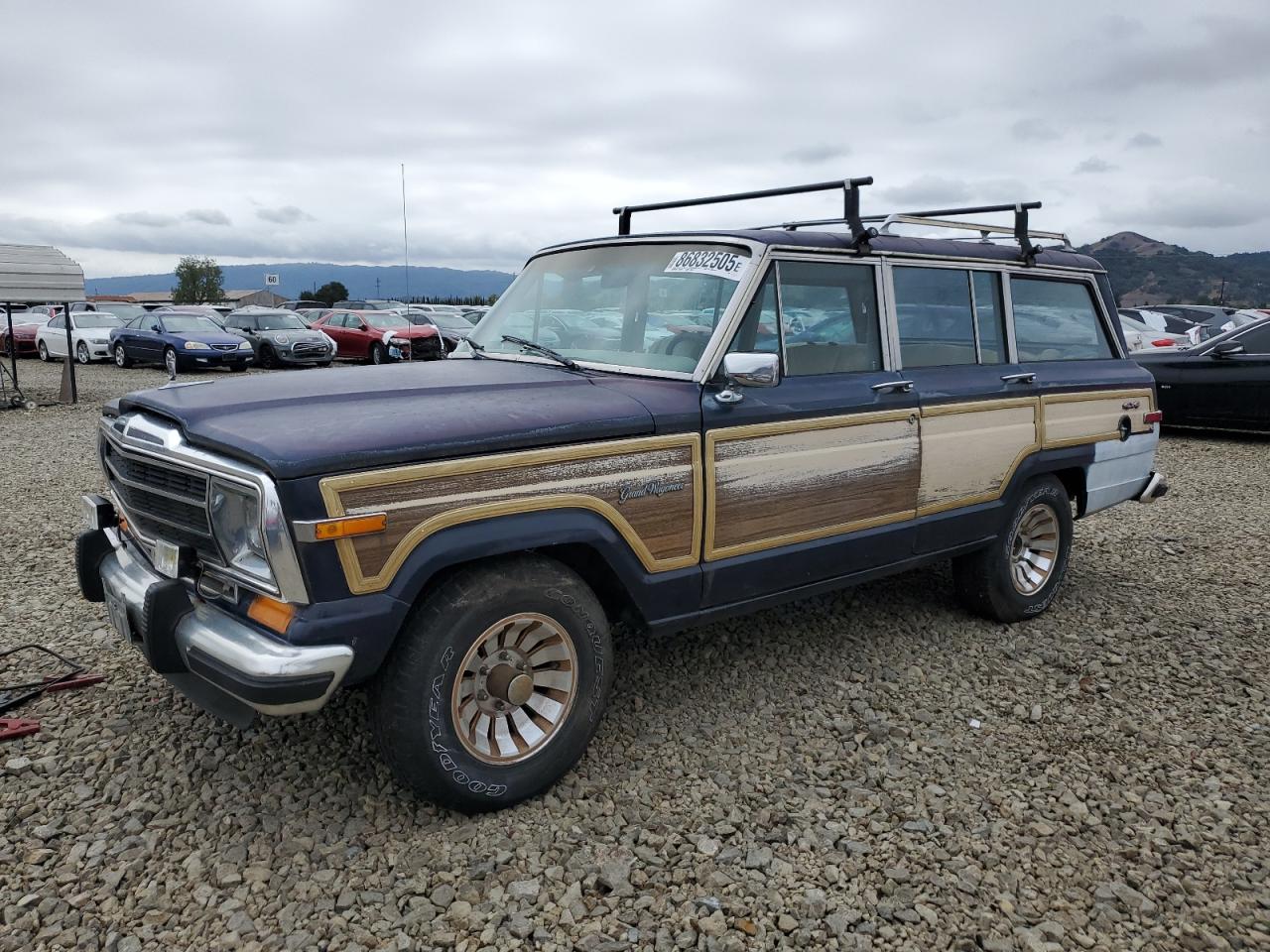 1987 Jeep Grand Wagoneer Two Tone vin: 1JCNJ15UXHT043452