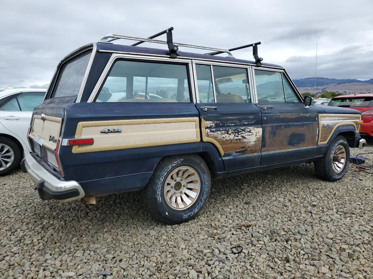 1987 Jeep Grand Wagoneer Two Tone vin: 1JCNJ15UXHT043452