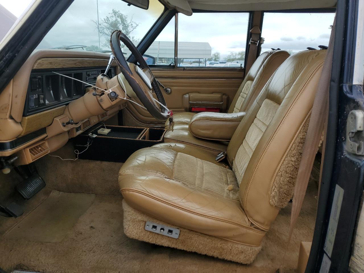 1987 Jeep Grand Wagoneer Two Tone vin: 1JCNJ15UXHT043452