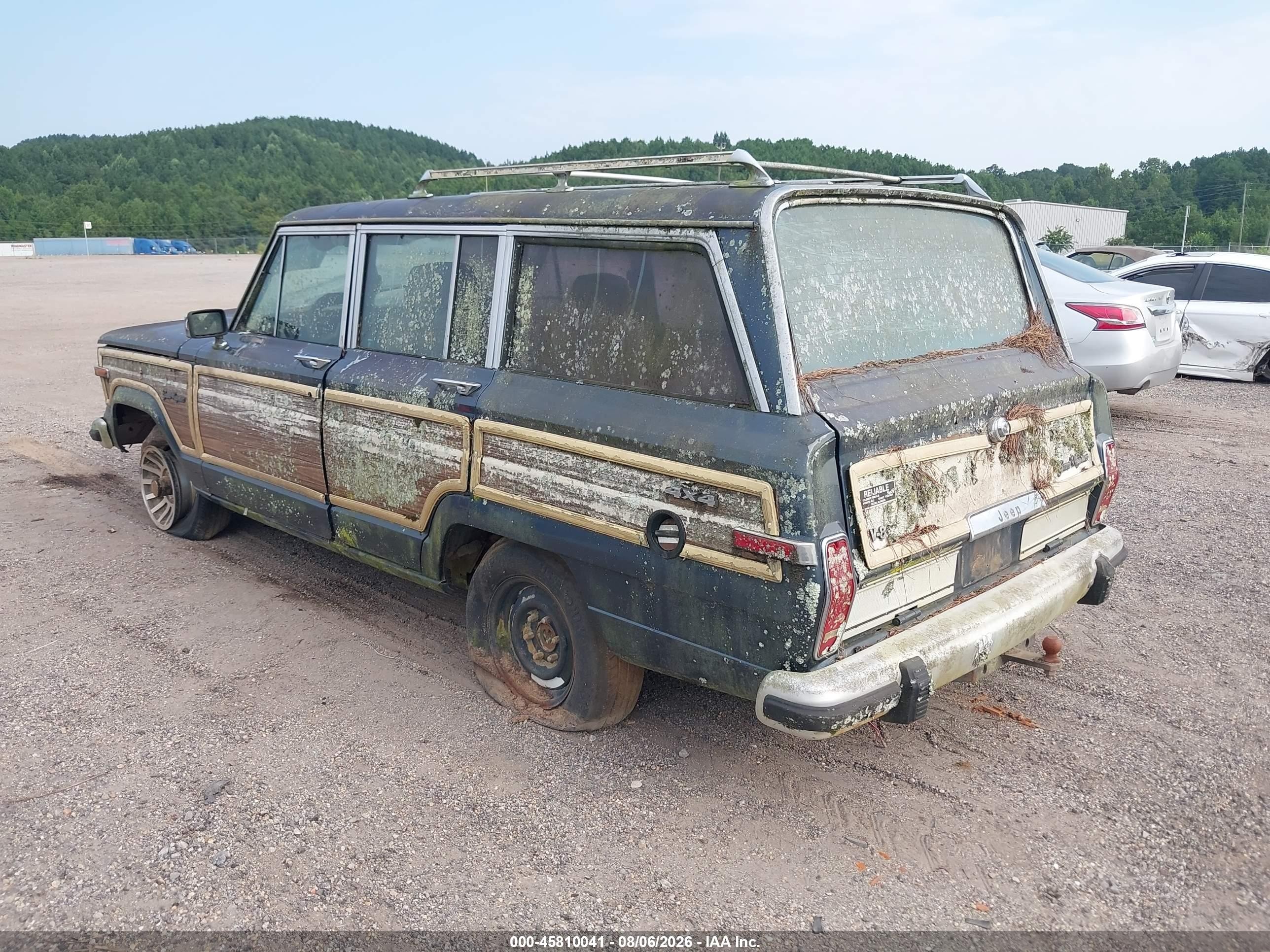 1988 Jeep Grand Wagoneer   Blue vin: 1JCNJ15UXJT164567