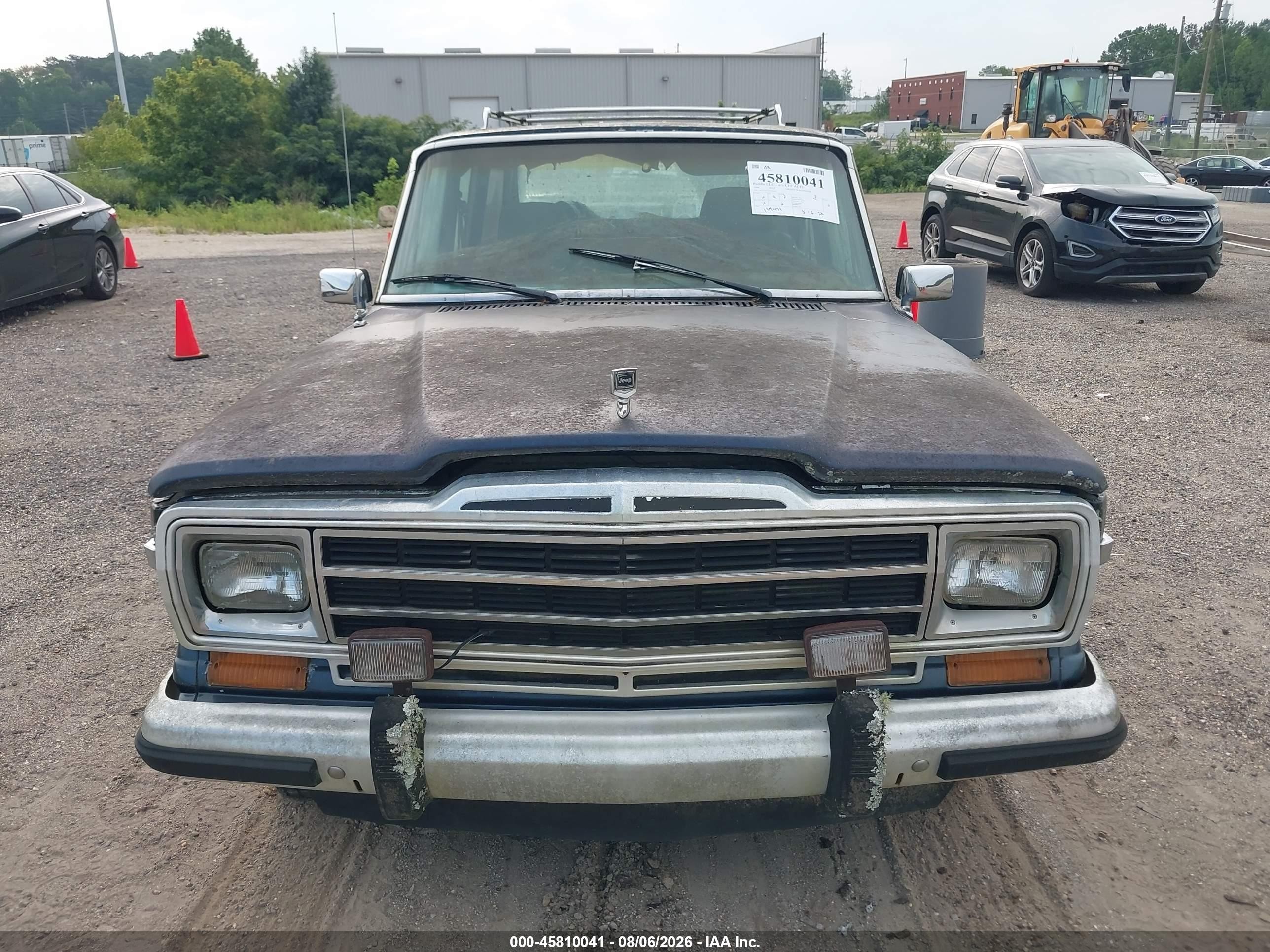 1988 Jeep Grand Wagoneer   Blue vin: 1JCNJ15UXJT164567