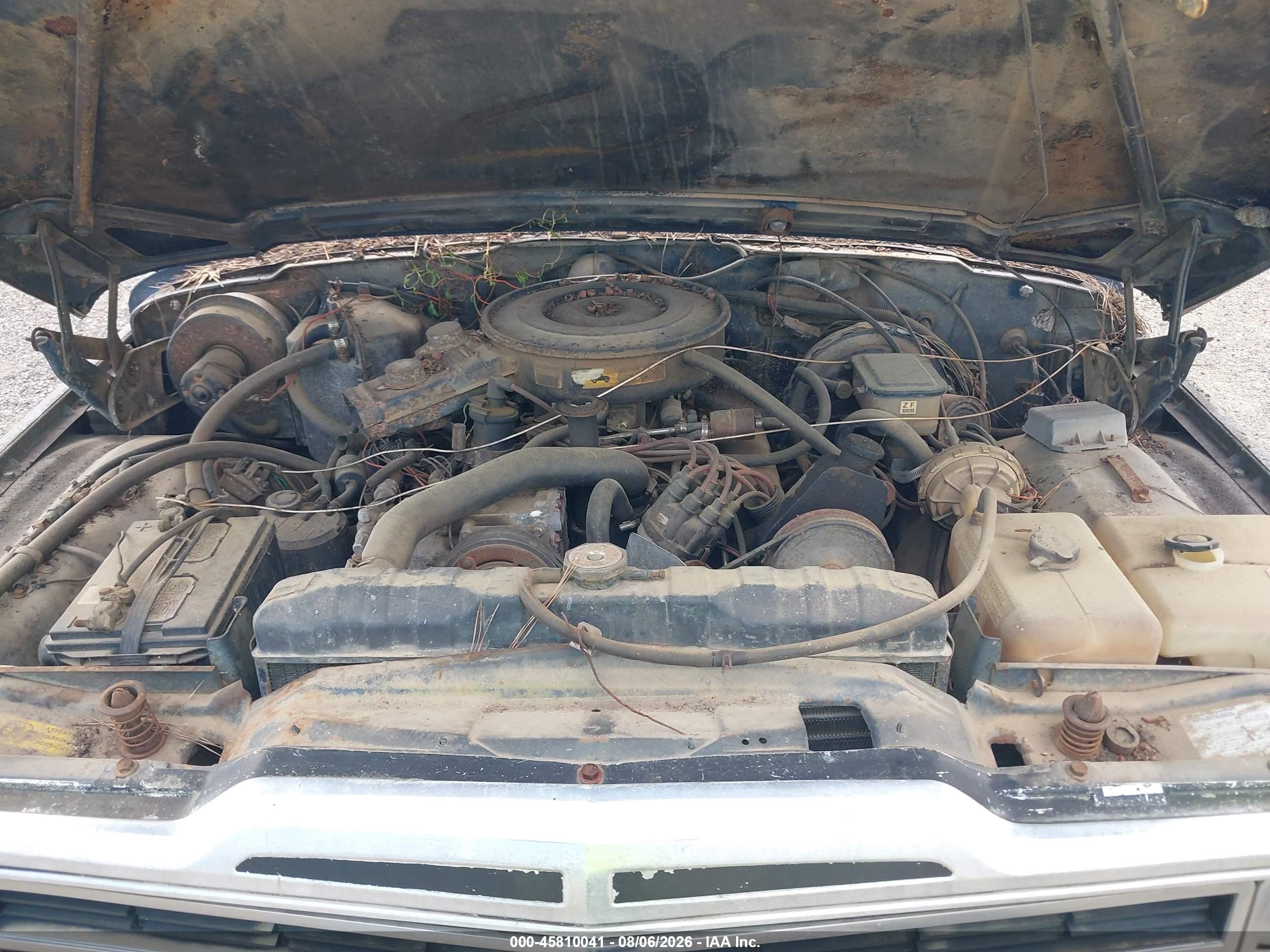 1988 Jeep Grand Wagoneer   Blue vin: 1JCNJ15UXJT164567