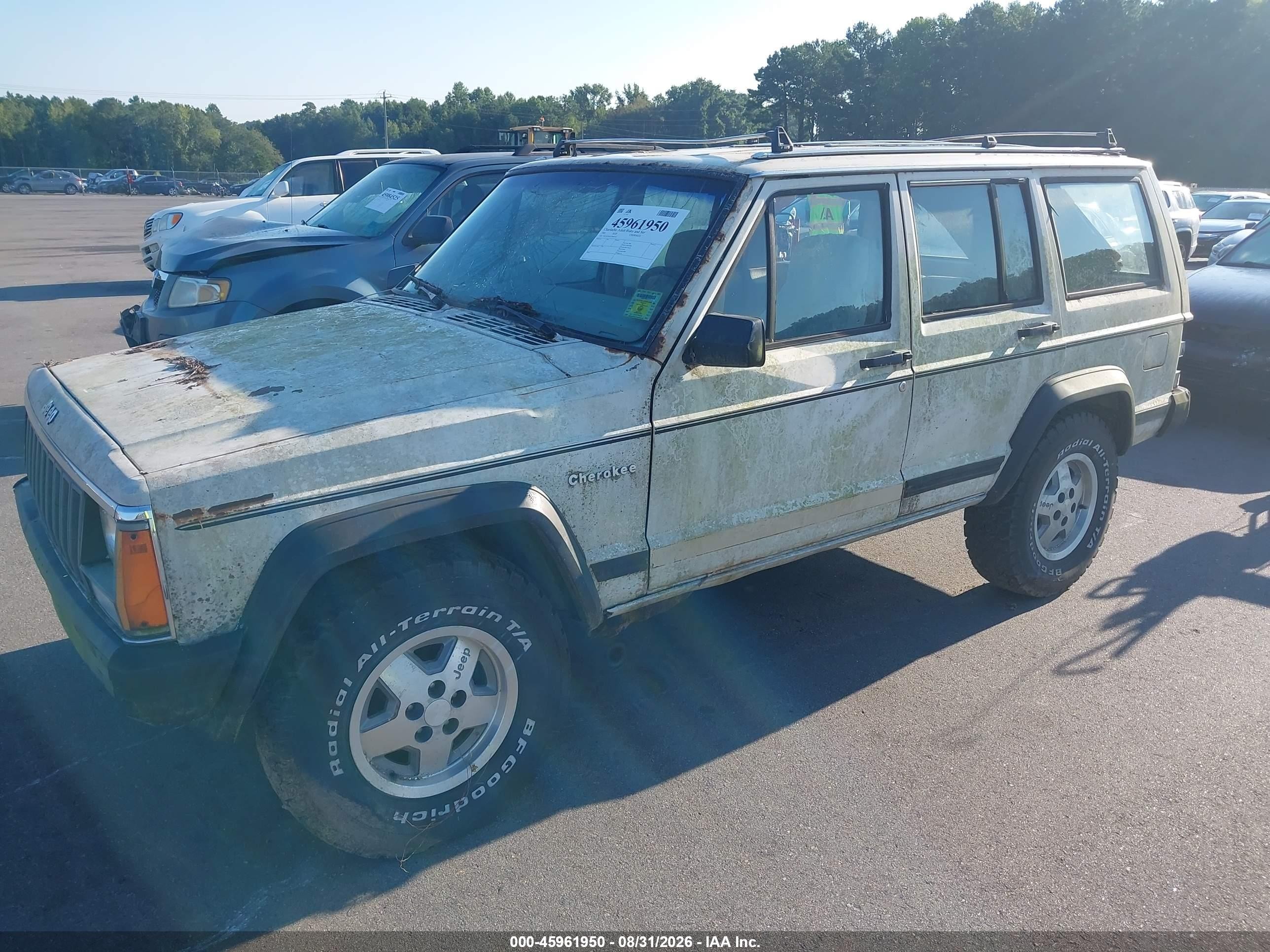 1985 Jeep Cherokee   White vin: 1JCUX7816FT009519
