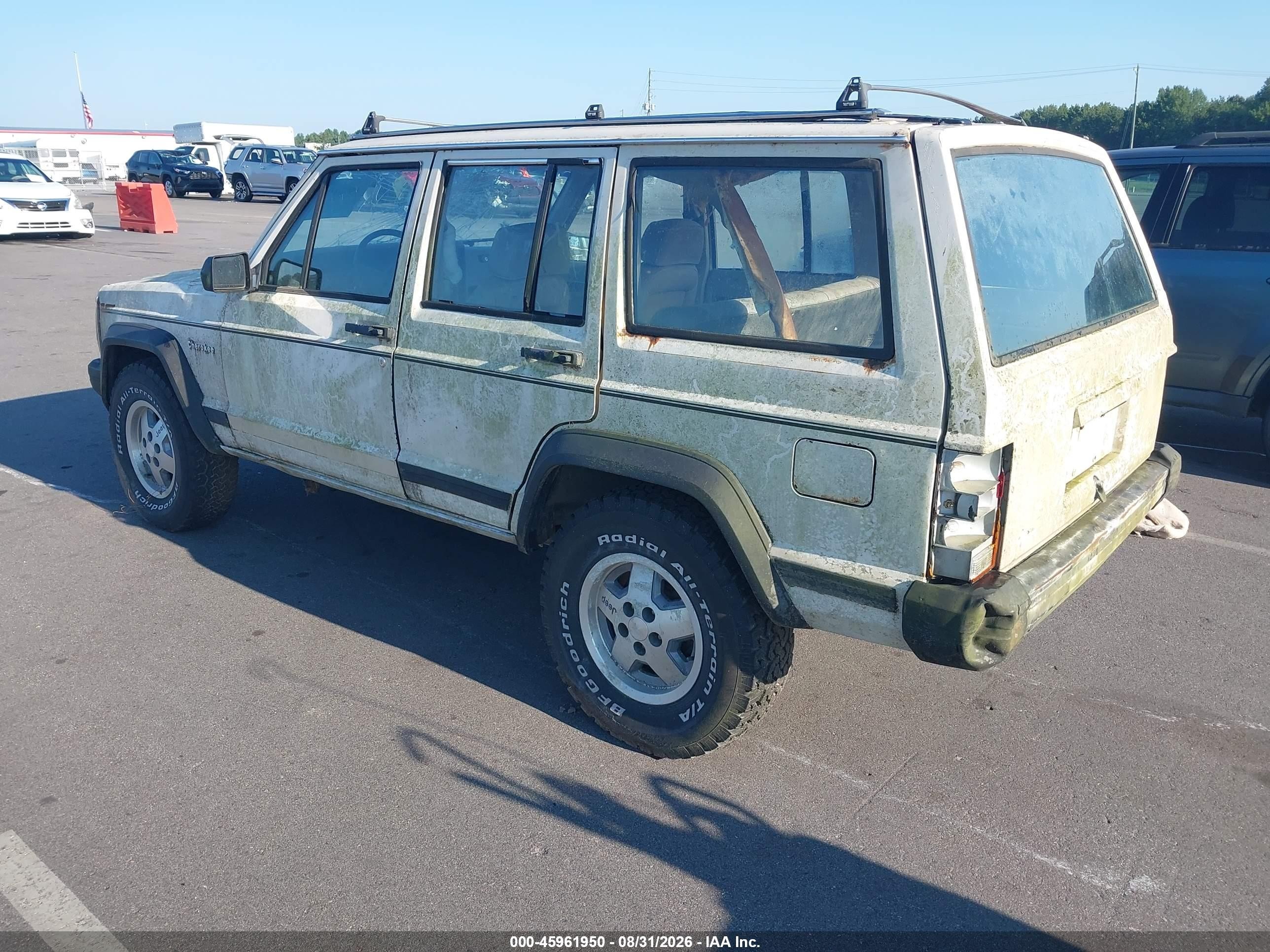 1985 Jeep Cherokee   White vin: 1JCUX7816FT009519