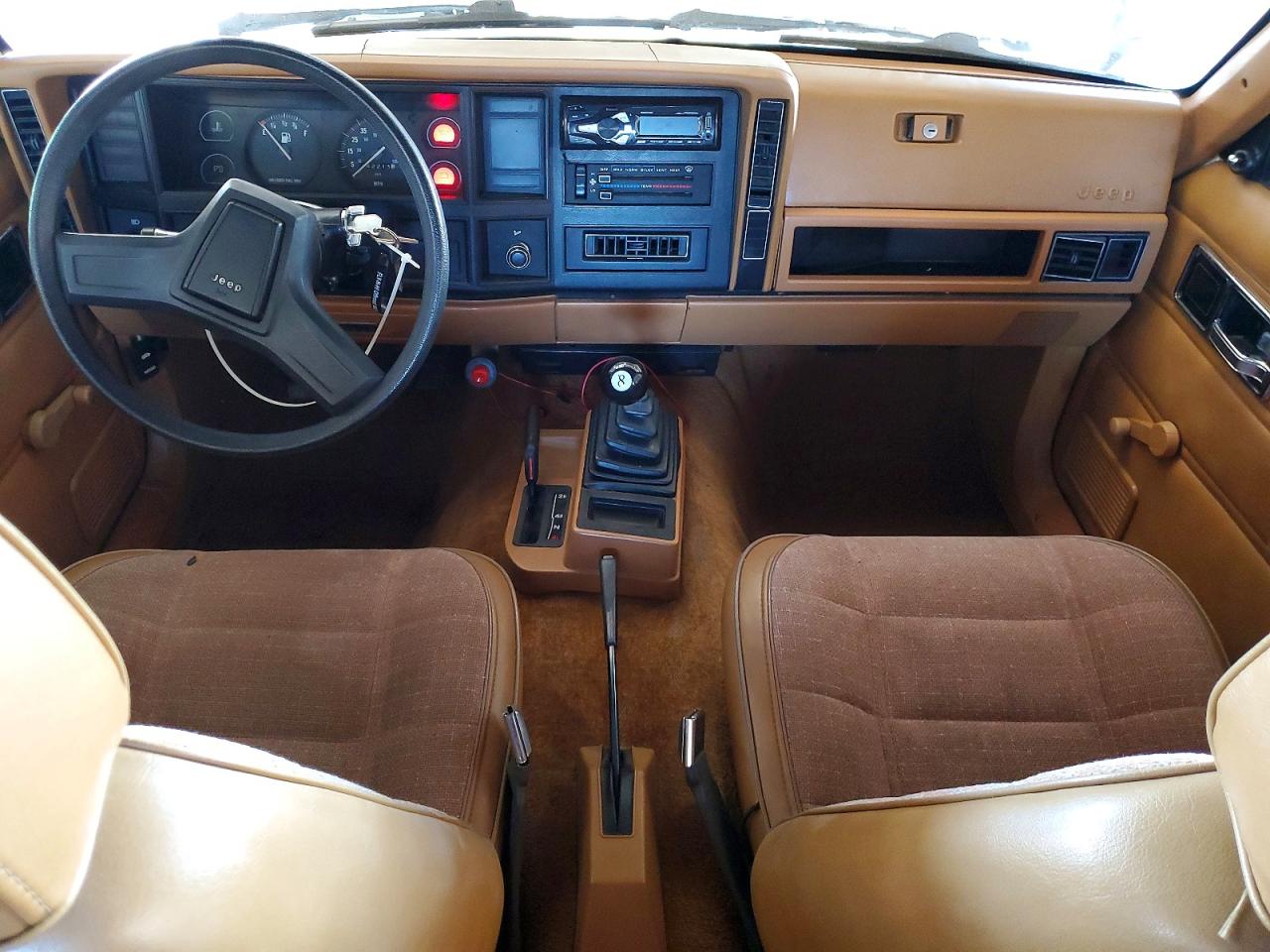 1986 Jeep Cherokee Beige vin: 1JCWL7812GT152408