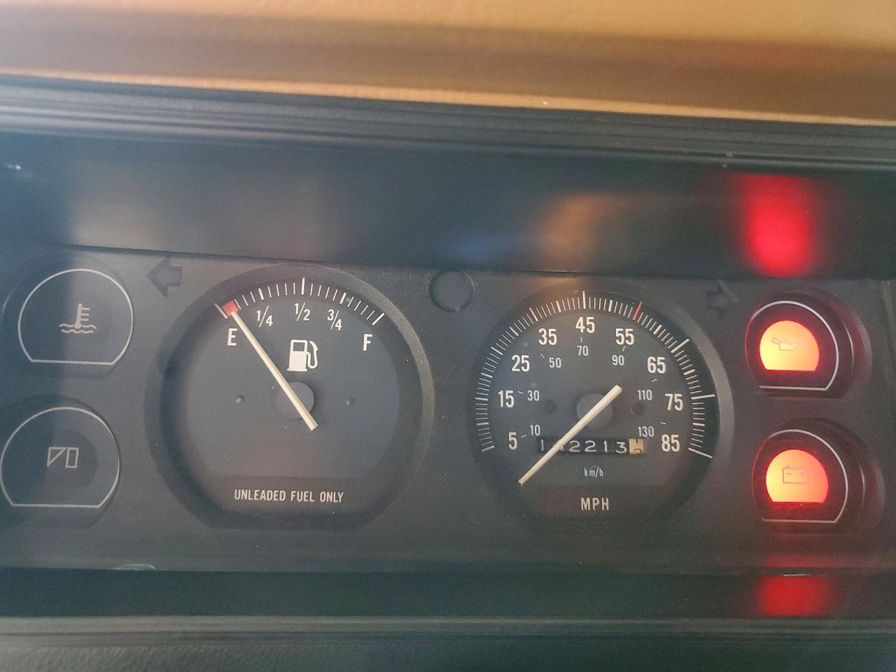 1986 Jeep Cherokee Beige vin: 1JCWL7812GT152408
