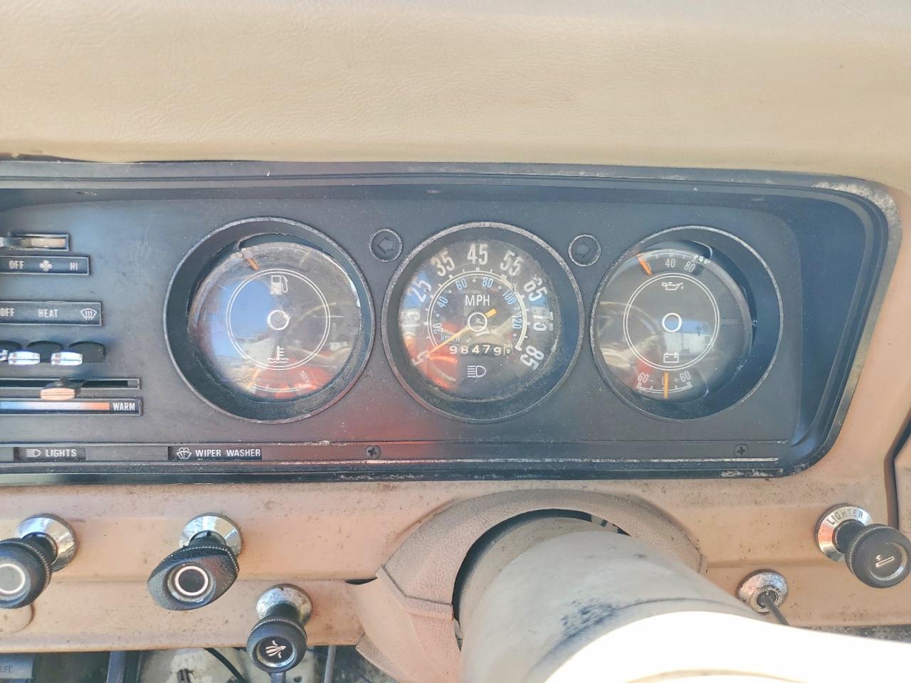 1984 Jeep Jeep Truck J10 Tan vin: 1JTCM26N9ET040503