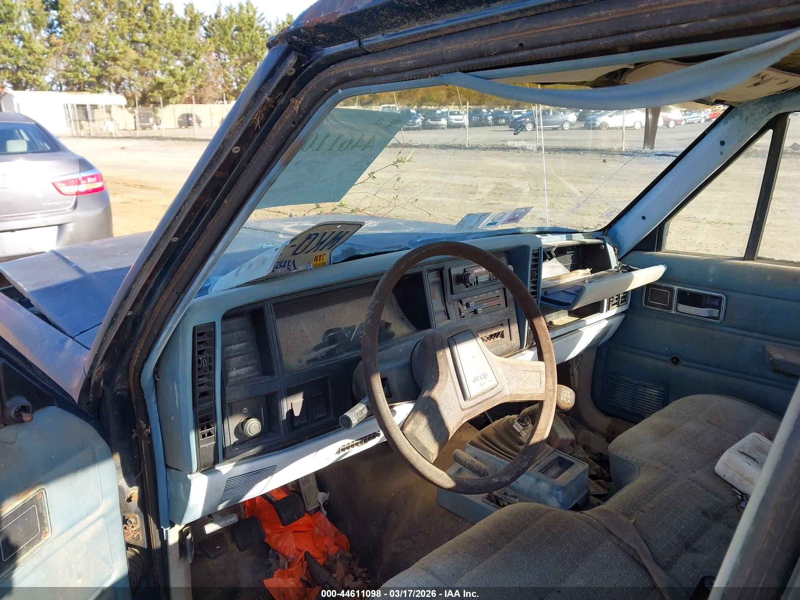 1986 Jeep Comanche Custom Blue vin: 1JTHL6514GT217976