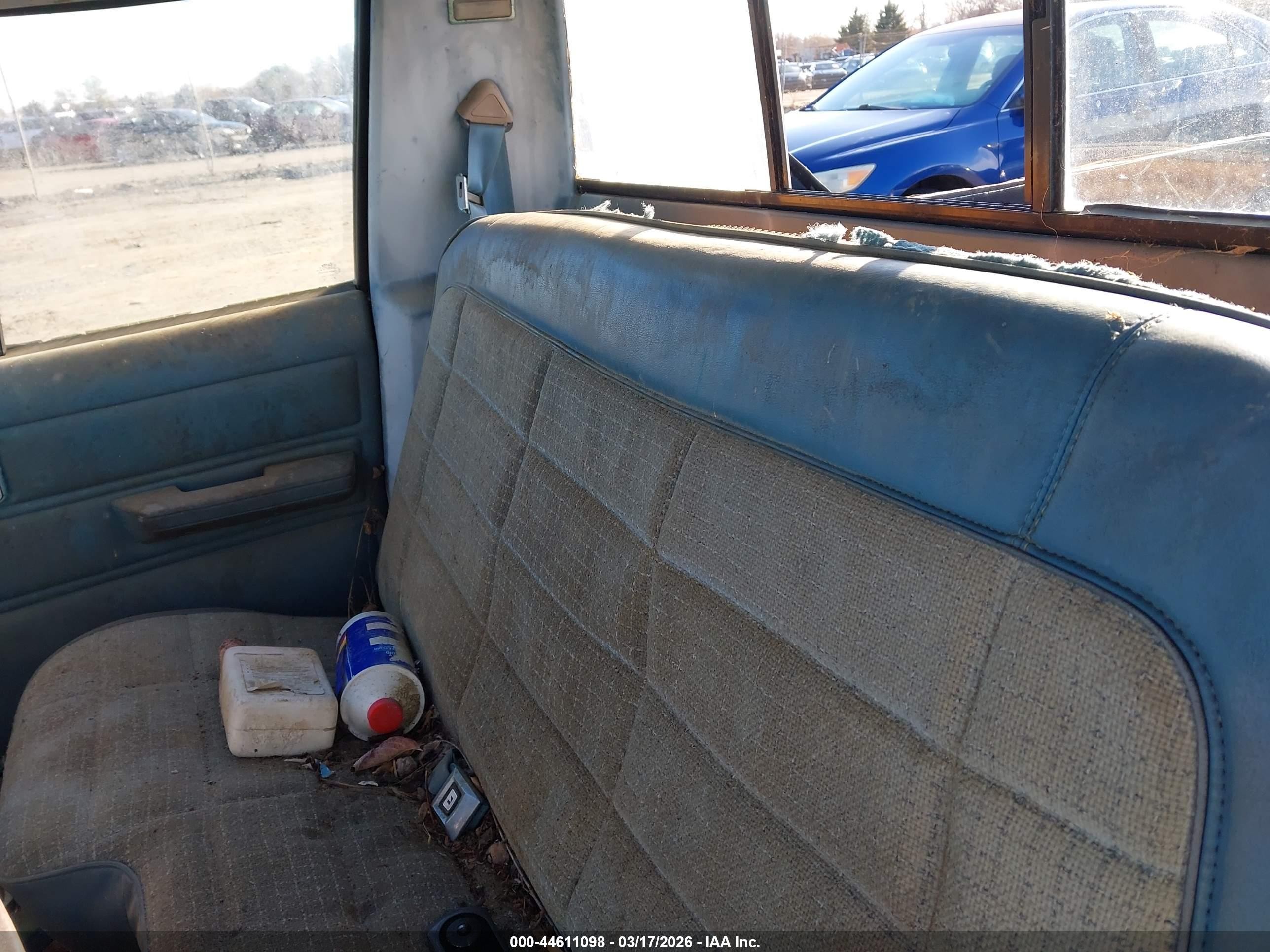 1986 Jeep Comanche Custom Blue vin: 1JTHL6514GT217976
