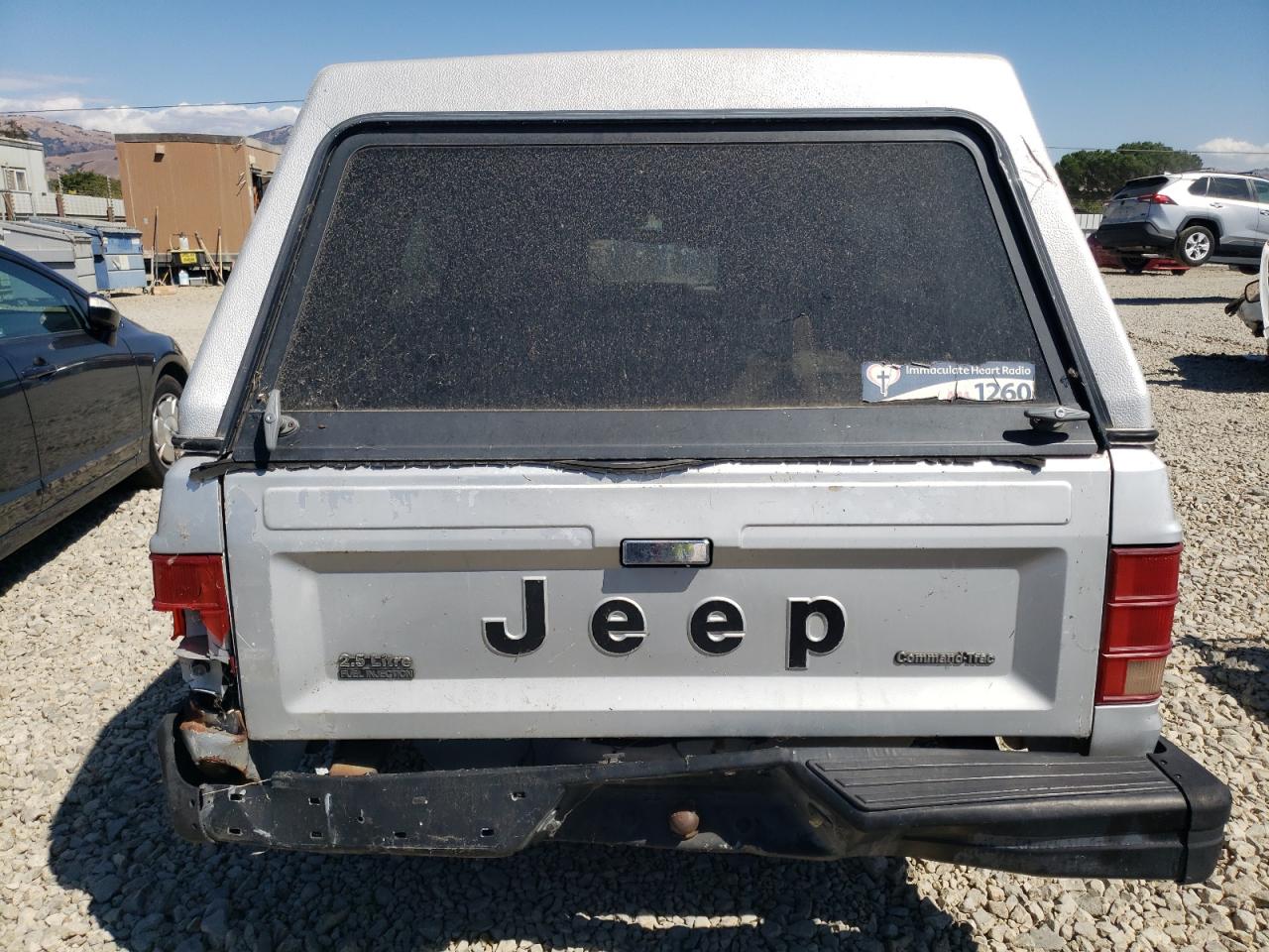 1986 Jeep Comanche Custom Silver vin: 1JTHW6618GT043075
