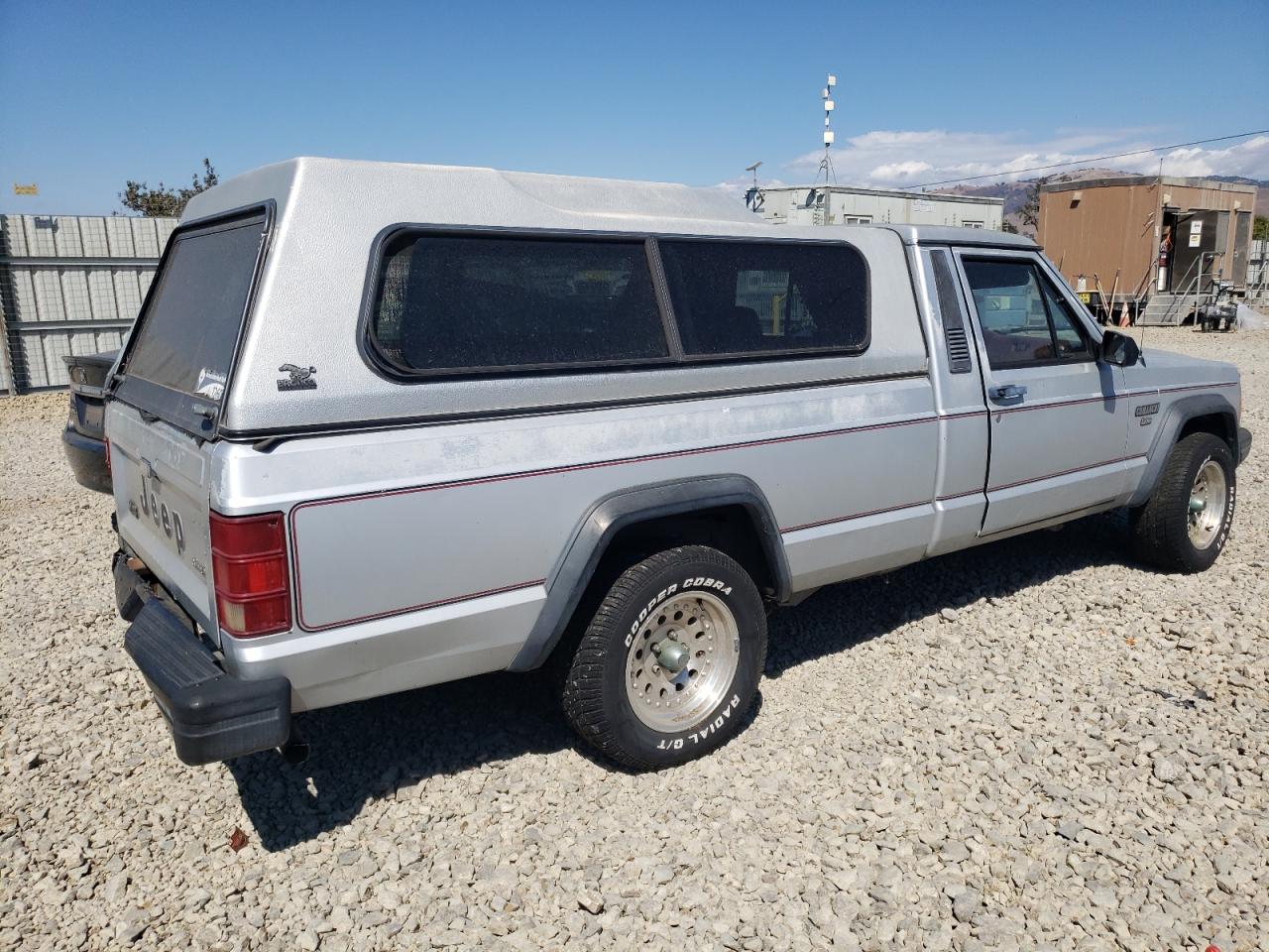 1986 Jeep Comanche Custom Silver vin: 1JTHW6618GT043075