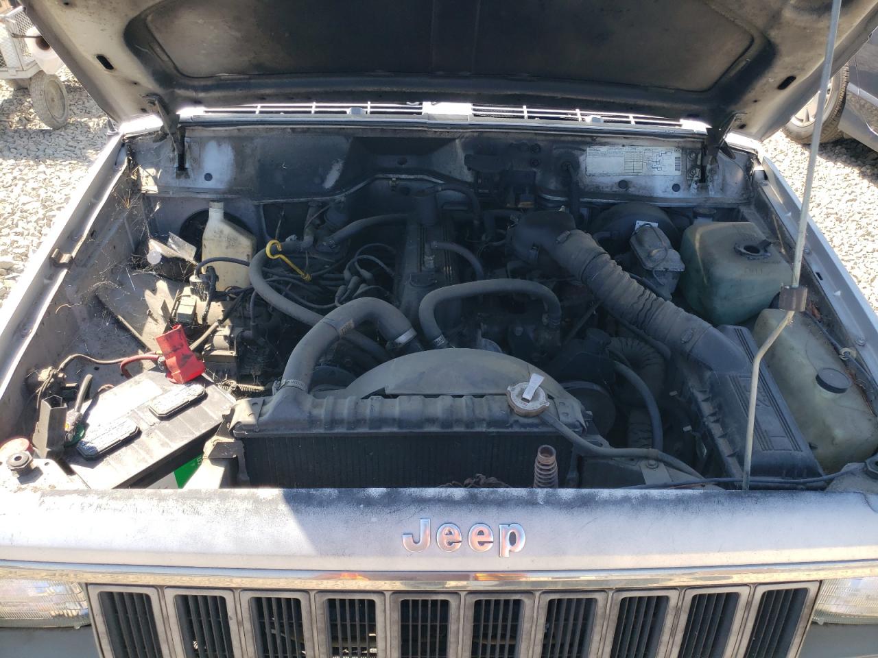 1986 Jeep Comanche Custom Silver vin: 1JTHW6618GT043075