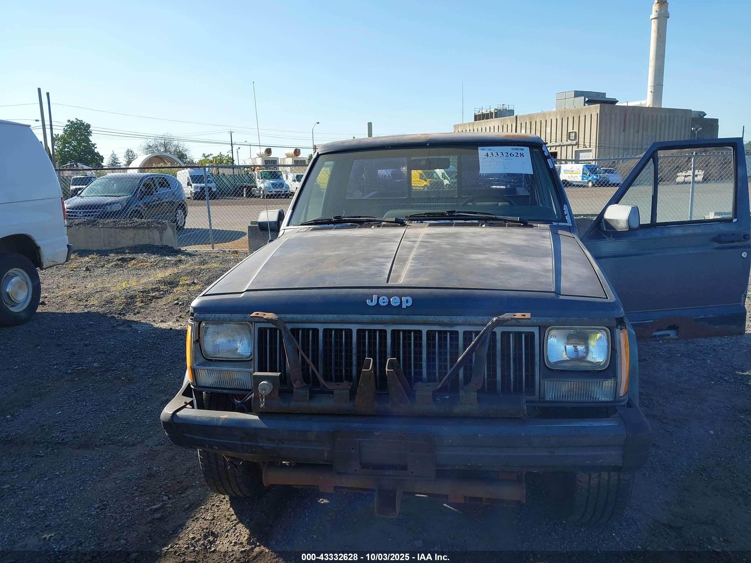 1988 Jeep Comanche Pioneer Gray vin: 1JTML63P3JT255969