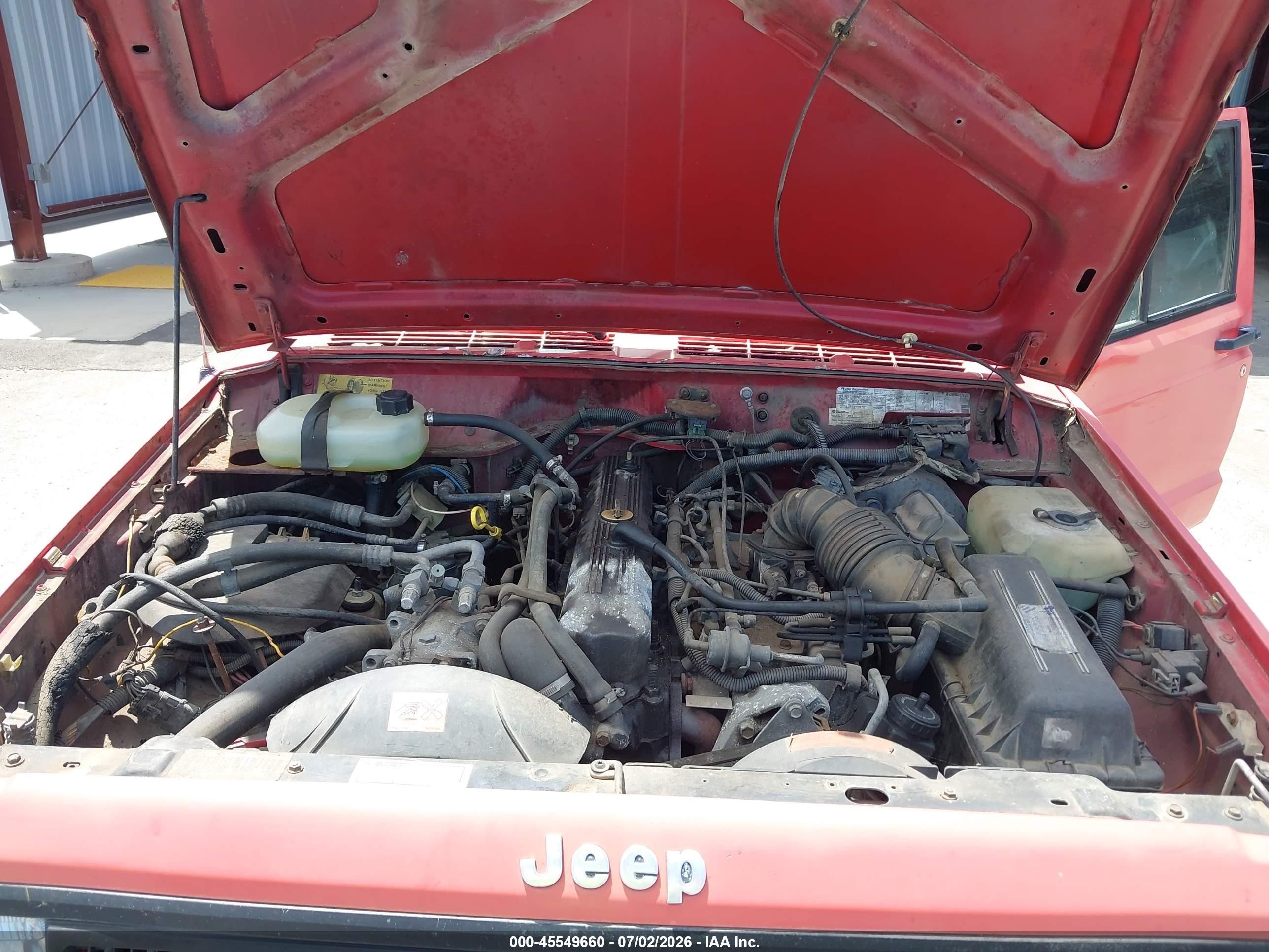 1988 Jeep Comanche Pioneer Red vin: 1JTML65PXJT085736