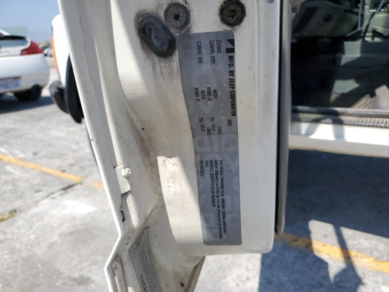 1988 Jeep Comanche White vin: 1JTMW641XJT005145